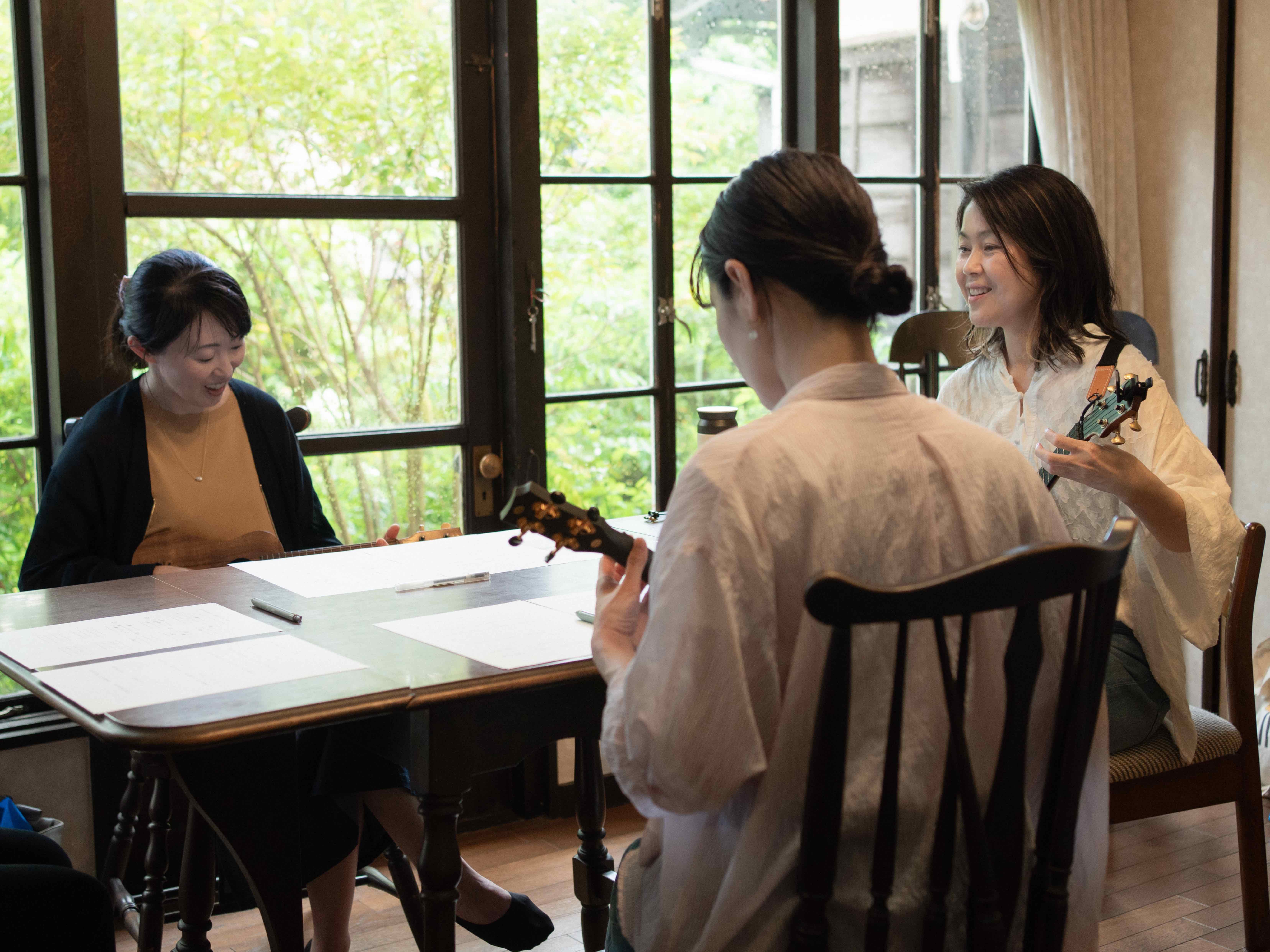 シンガーソングライターに教わる〜はじめてのウクレレ弾き語り講座の紹介画像5