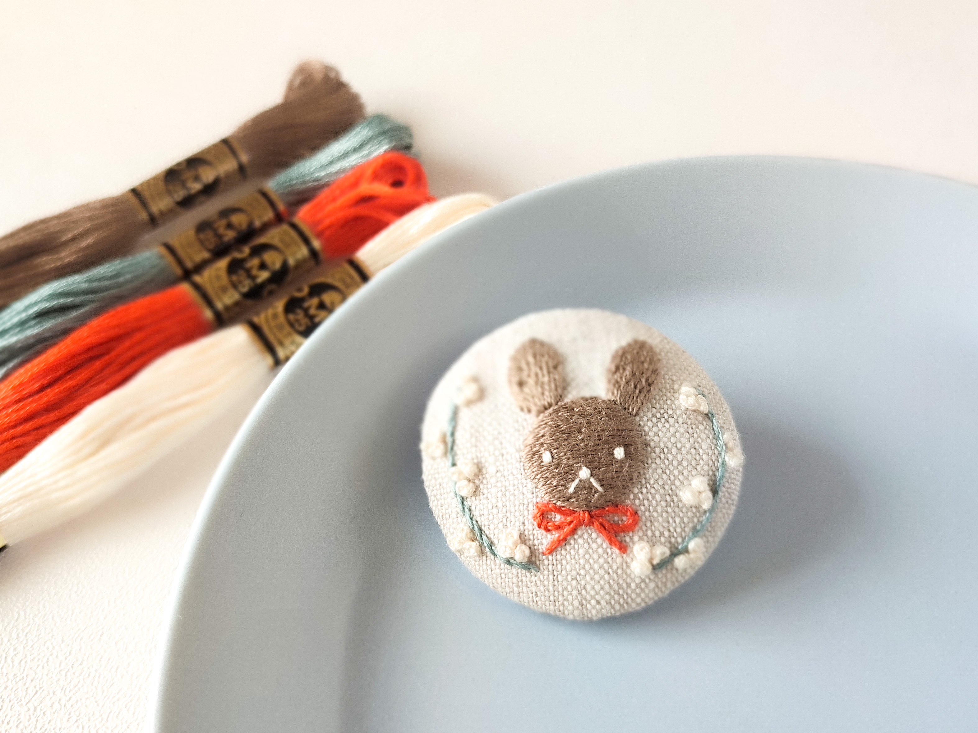 【FABBRICA刺繍講座】基本のステッチとふわふわステッチで作るリネン小物レッスンの紹介画像3