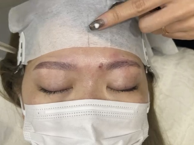 差がつく眉メイクの画像