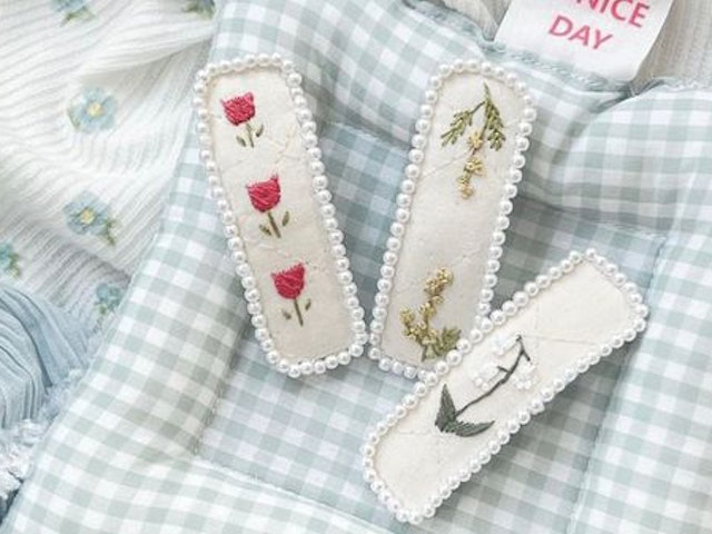パッチンピン(ミモザ)①刺繍の画像