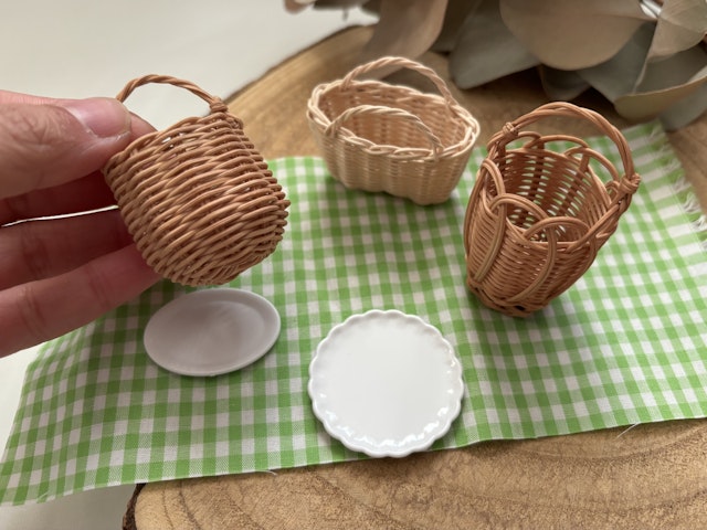 ワンハンドルのミニ丸かごの作り方の画像