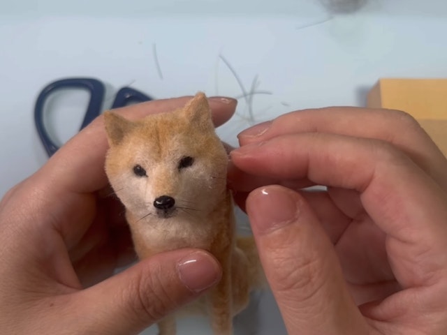肉球とヒゲのつけ方の画像