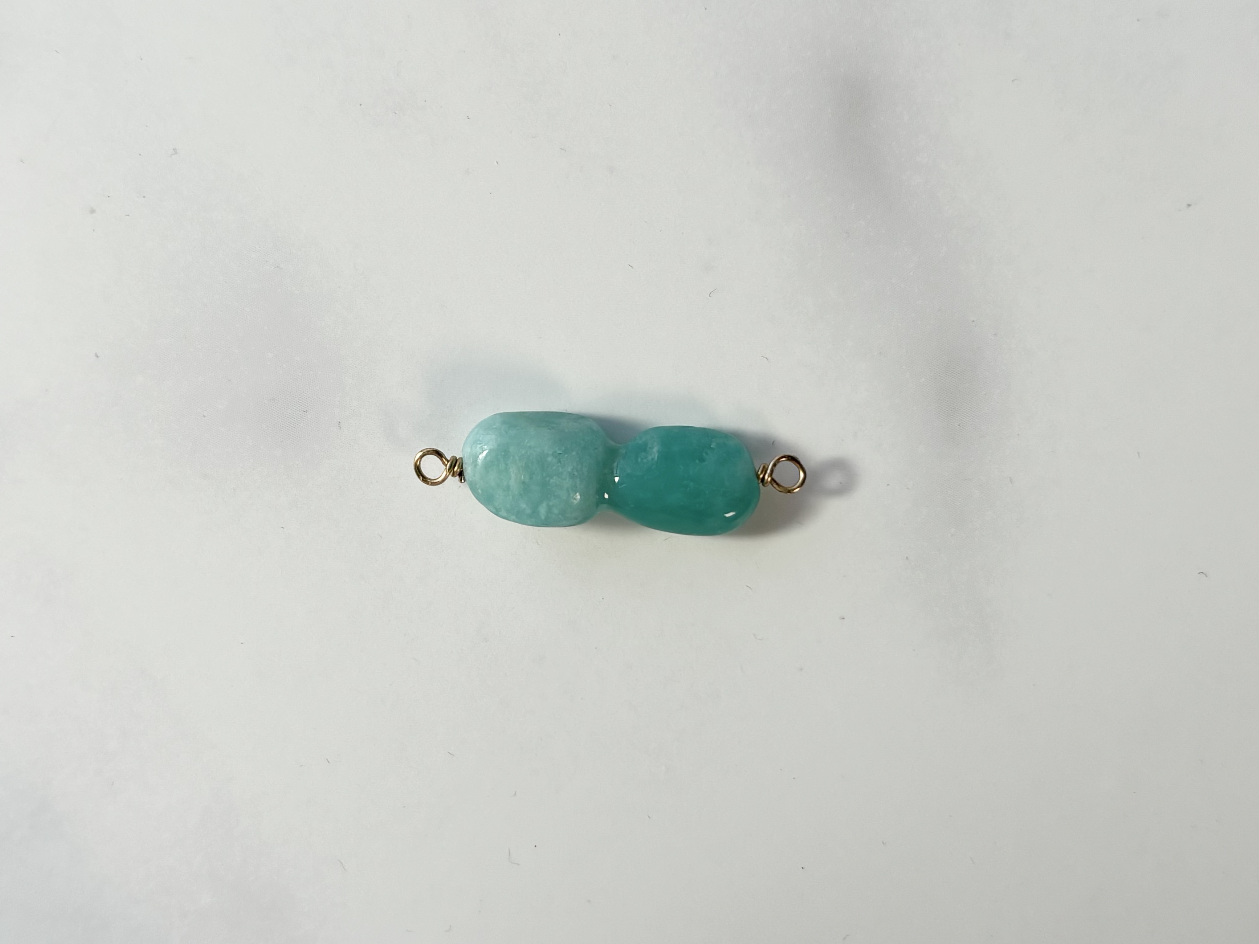 Leeon5 石をワイヤーで留め、接着し隙間を埋めるの画像