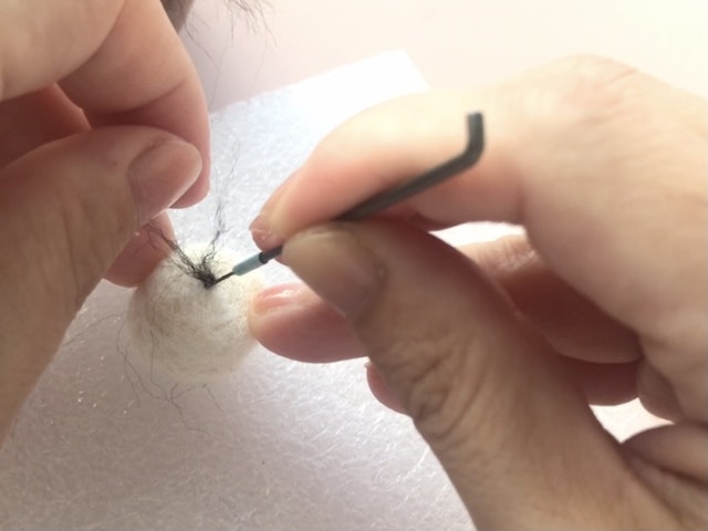 顔の肉付けと植毛方法の画像