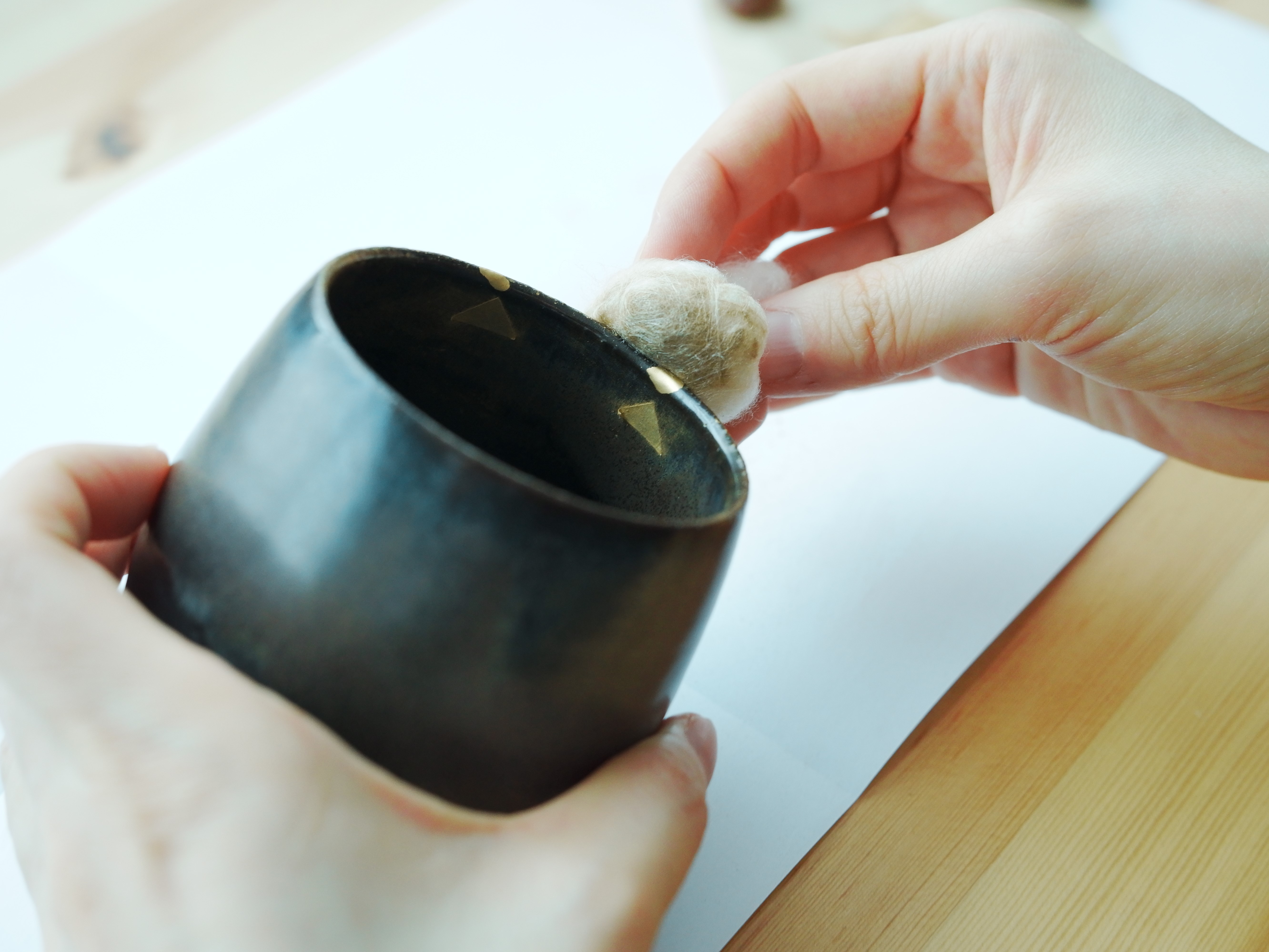 金粉を蒔くの画像