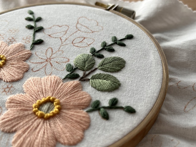 葉っぱの刺繍をしましょうの画像