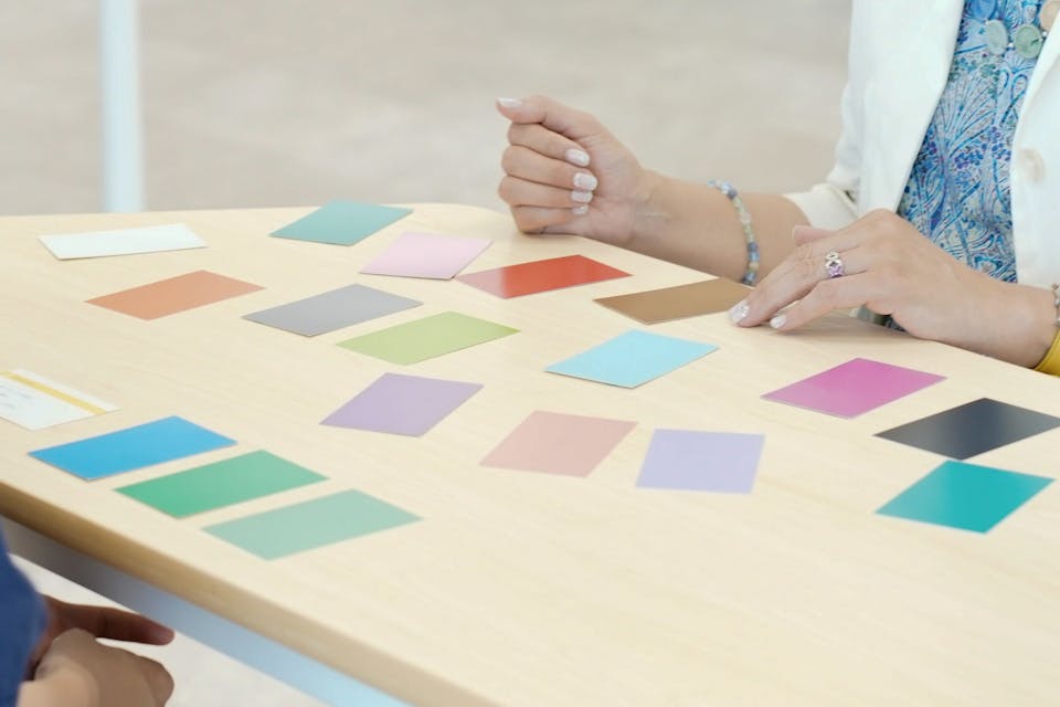 ーー 橋本先生は、どのようなきっかけでカラーについて学ぼうと思われたのでしょう?