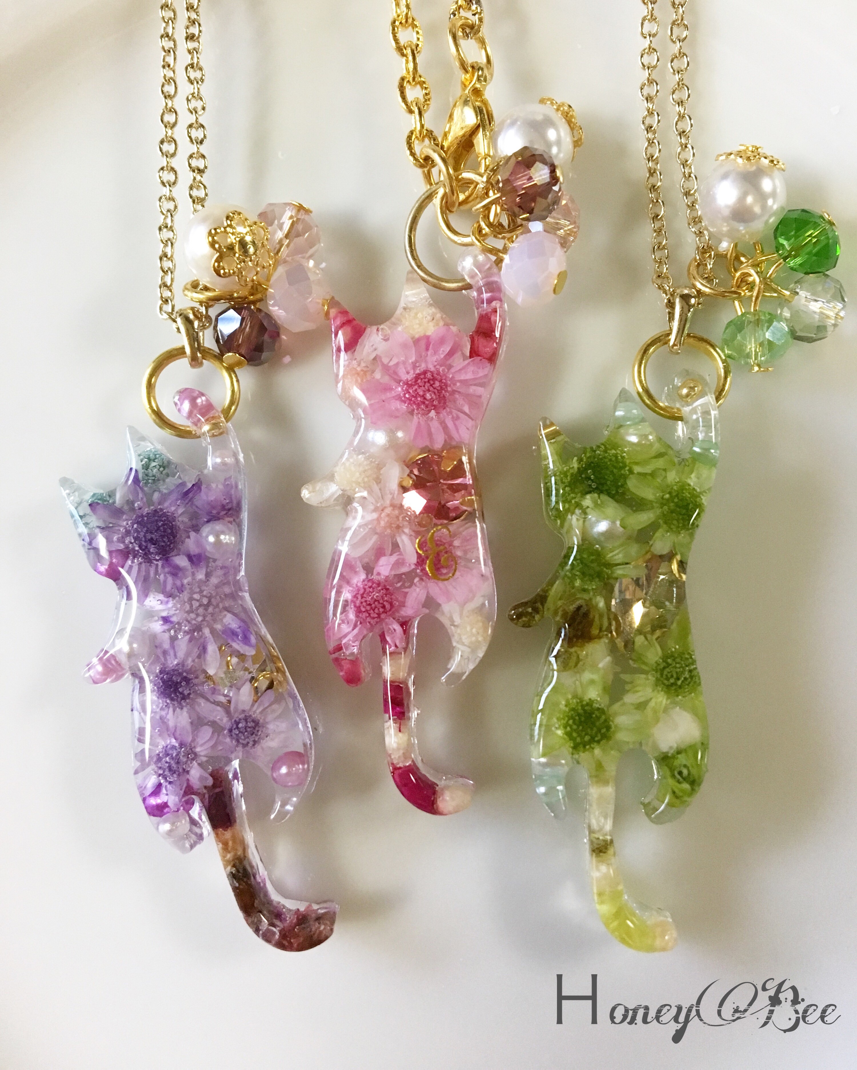 ぶらさがりにゃんこのネックレス