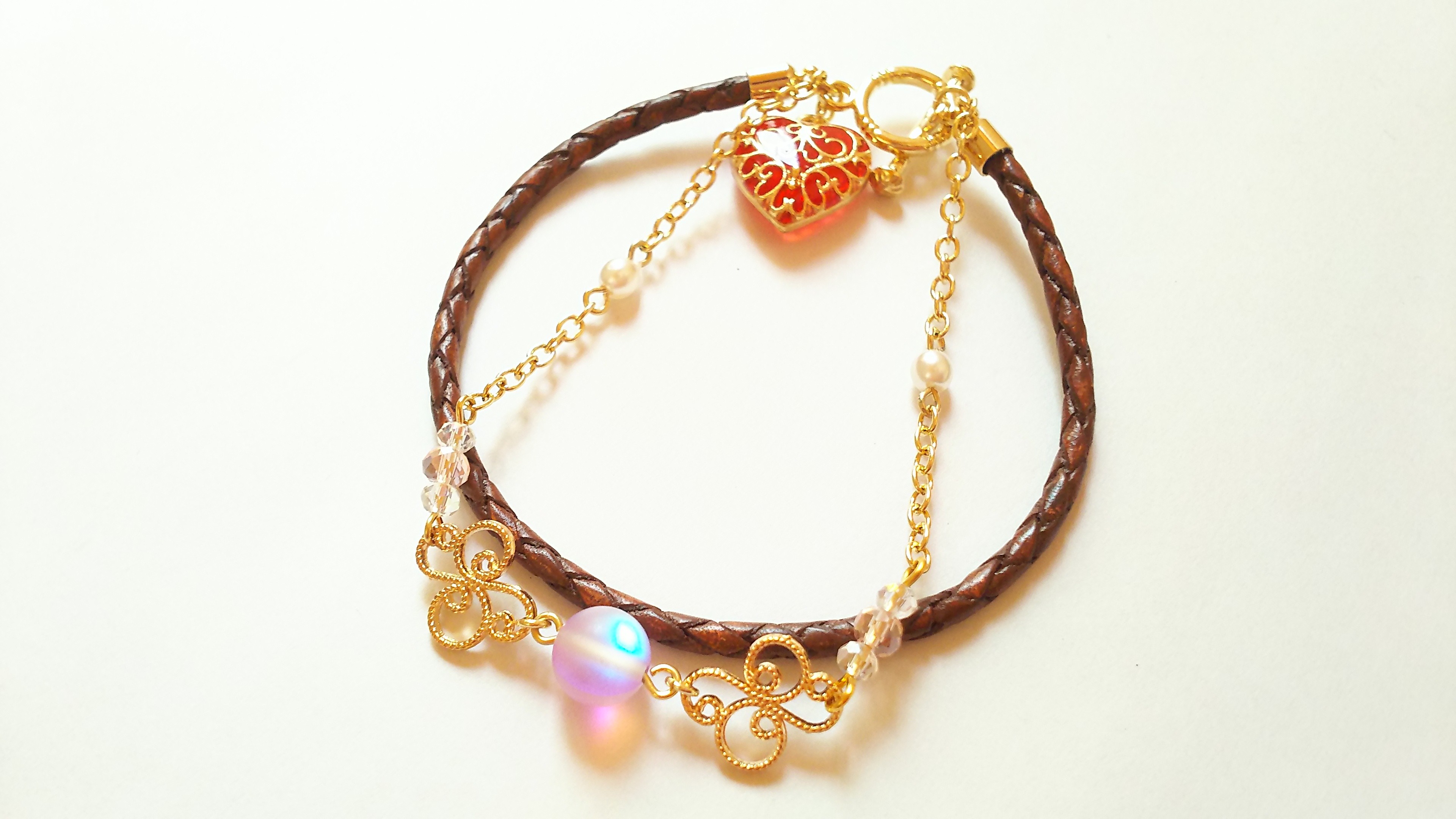 本革ハートチャームのブレスレット