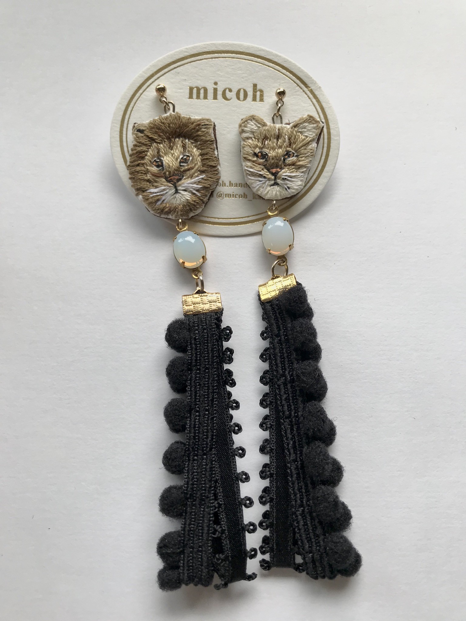 カップリング ライオン ピアス