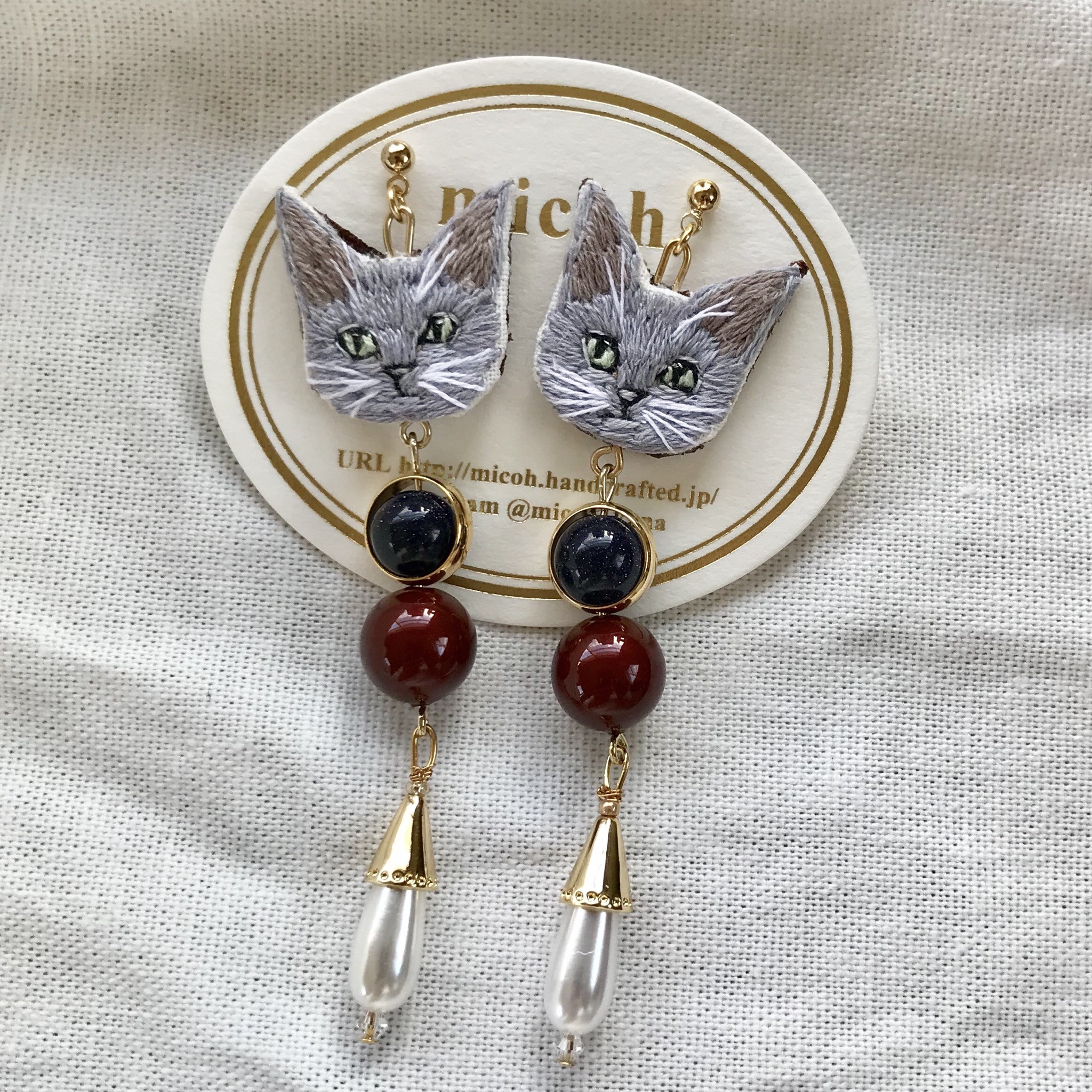 ムーンキャット ピアス