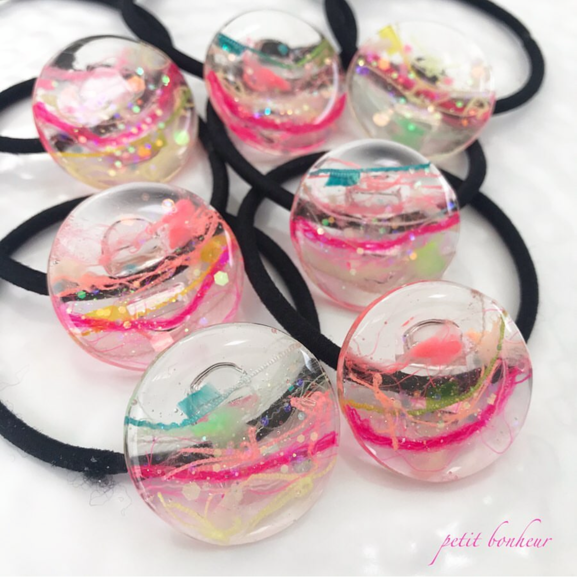 ヨーヨーみたいなヘアゴム 