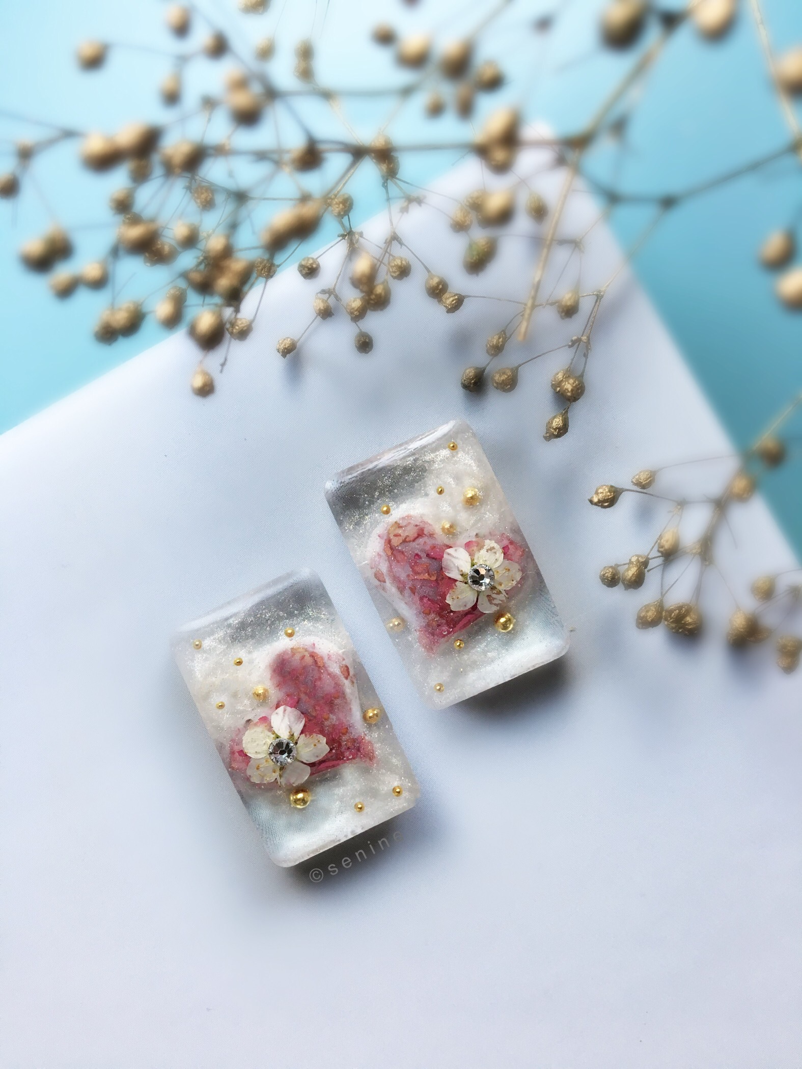 Valentine Collection 🌸受注製作🌸 Flower heart in the box(ピアス・イヤリング)