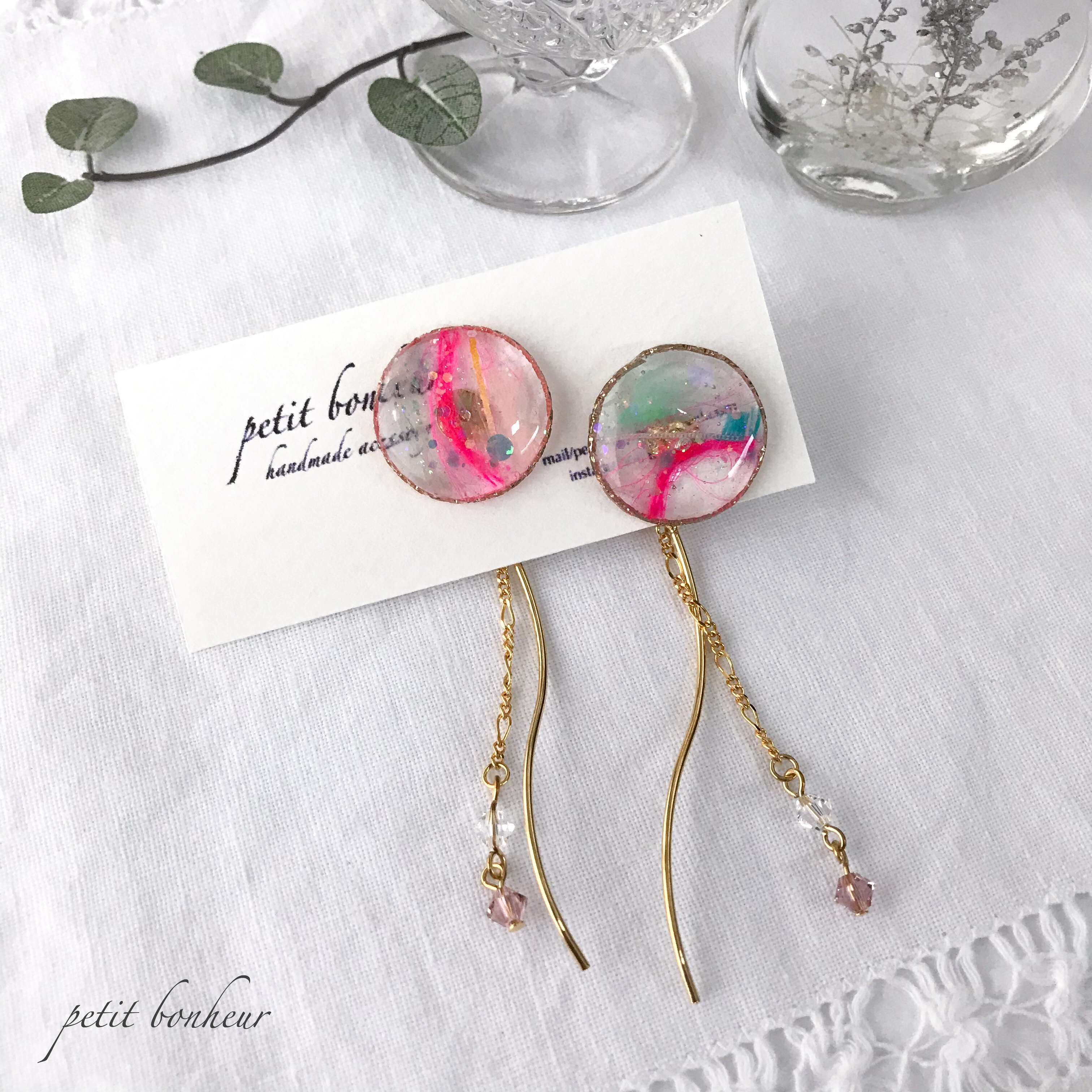 ヨーヨーみたいなピアス