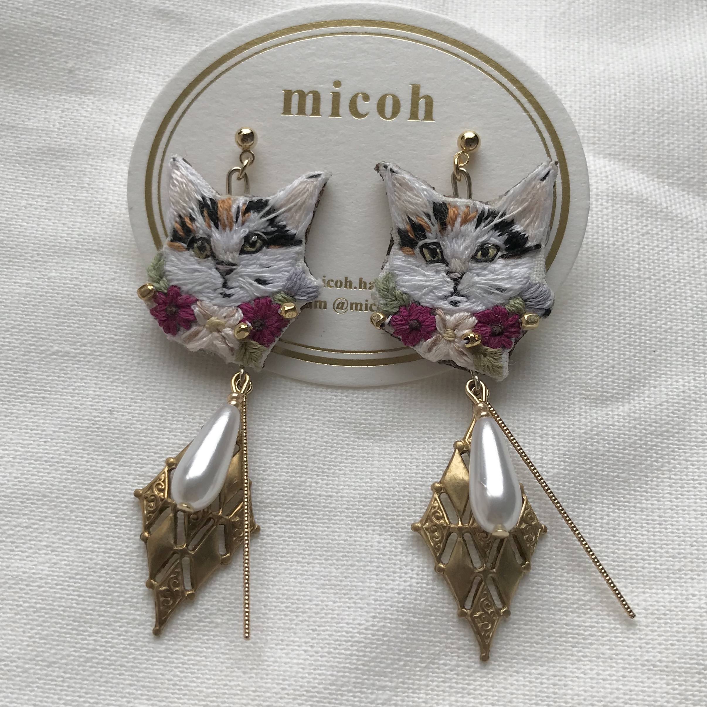 キャットフラワー　ピアス(イヤリング)