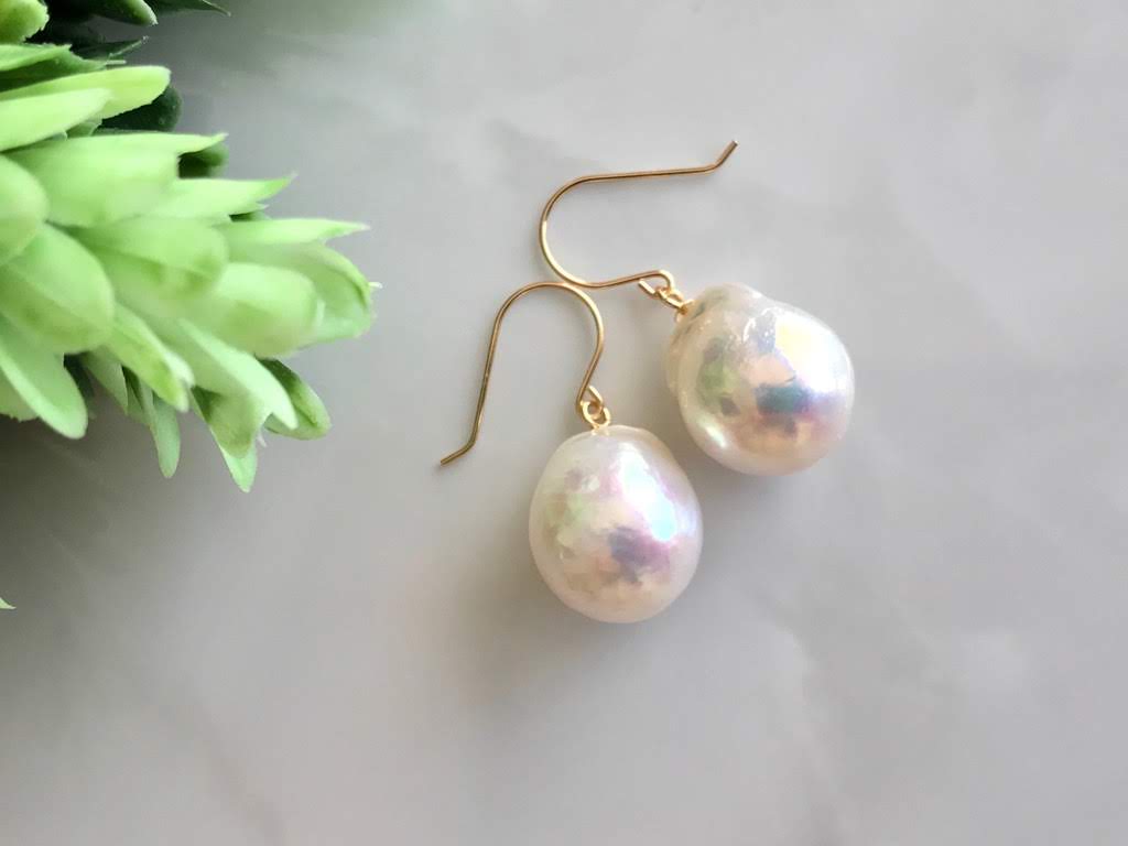 K18/Pt900 エジソンパール しずくバロック フレンチフックピアス White B