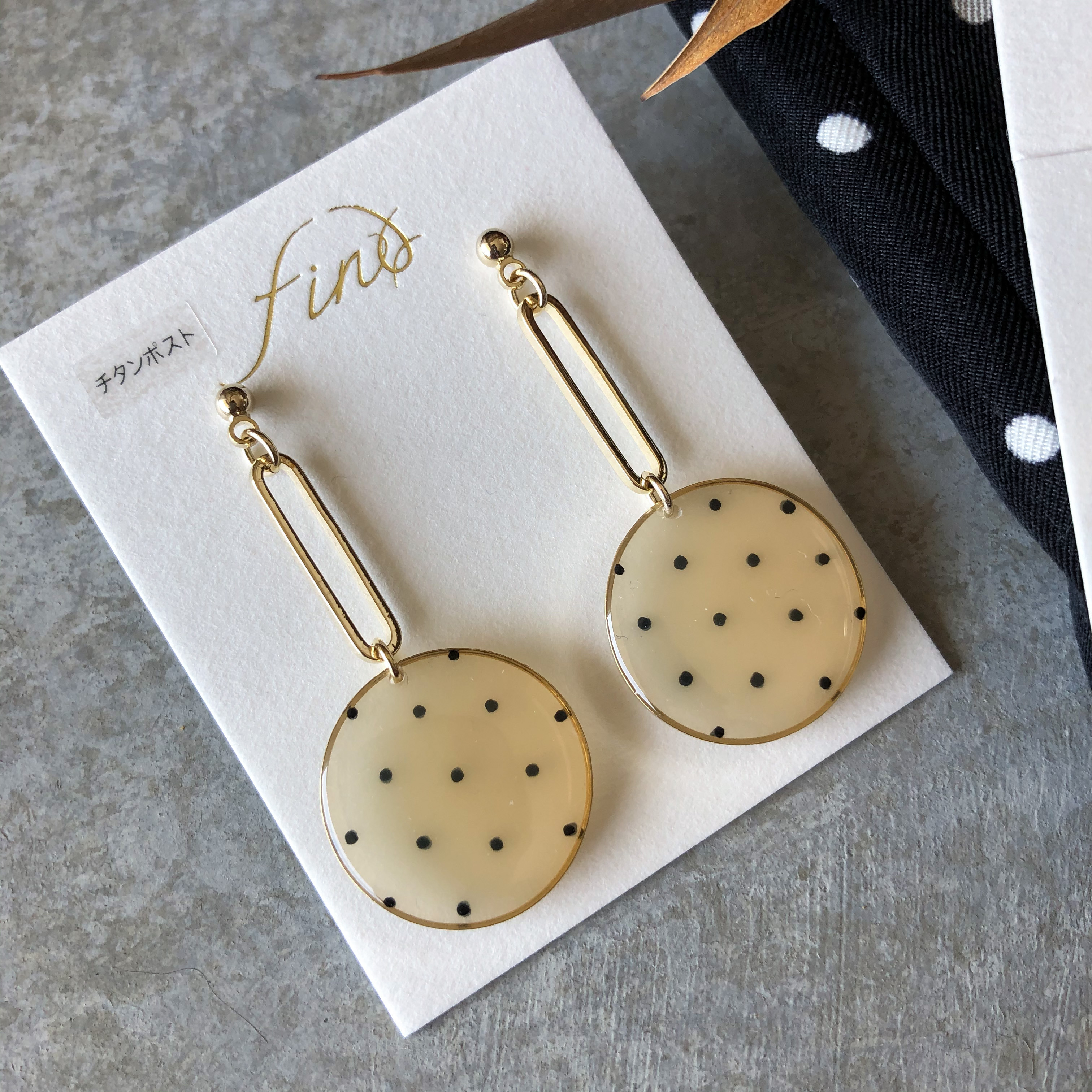 シースルードット（ベージュ）