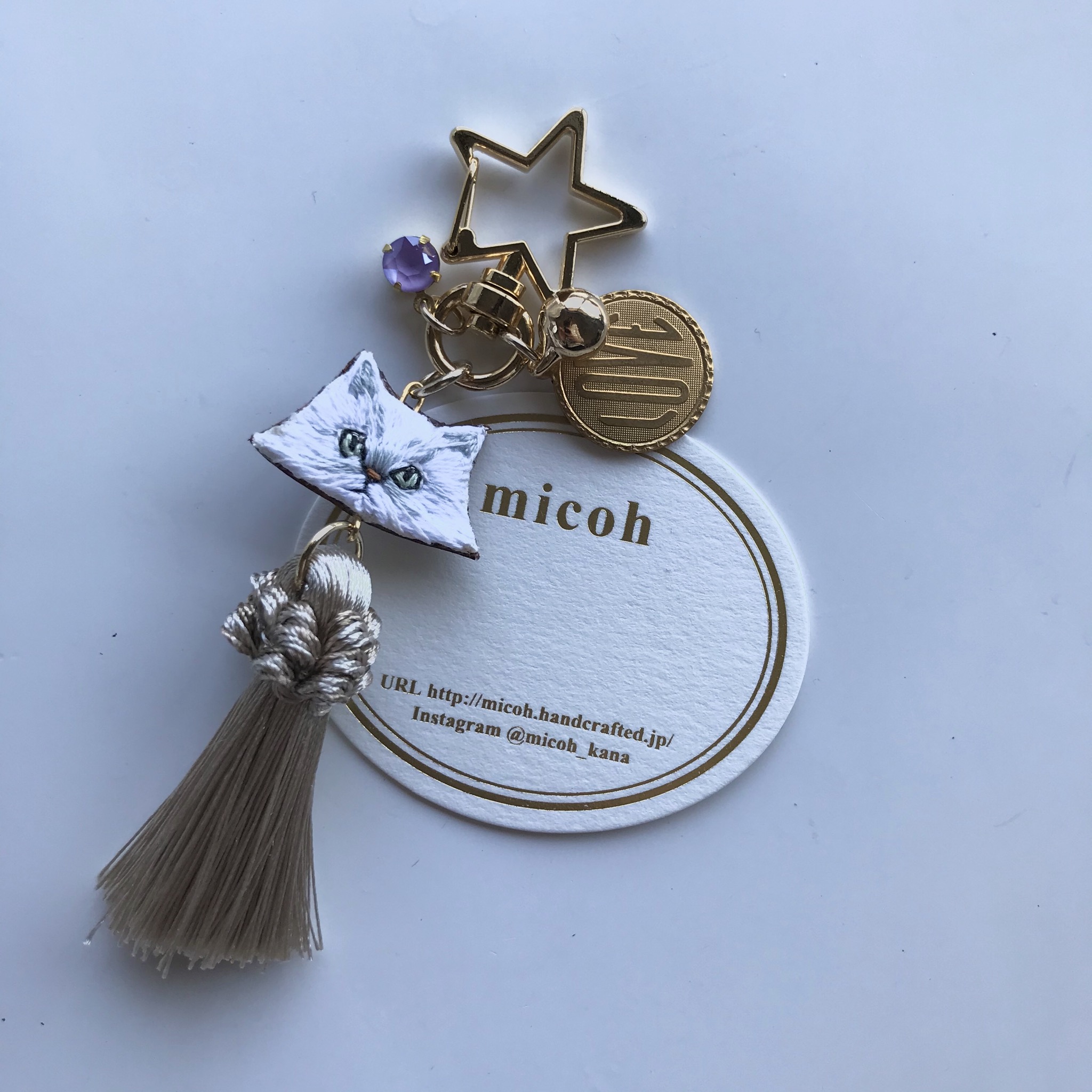 キャットタッセル　キーホルダー
