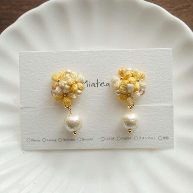三つ花のブーケ「サニー」／ピアス・イヤリング