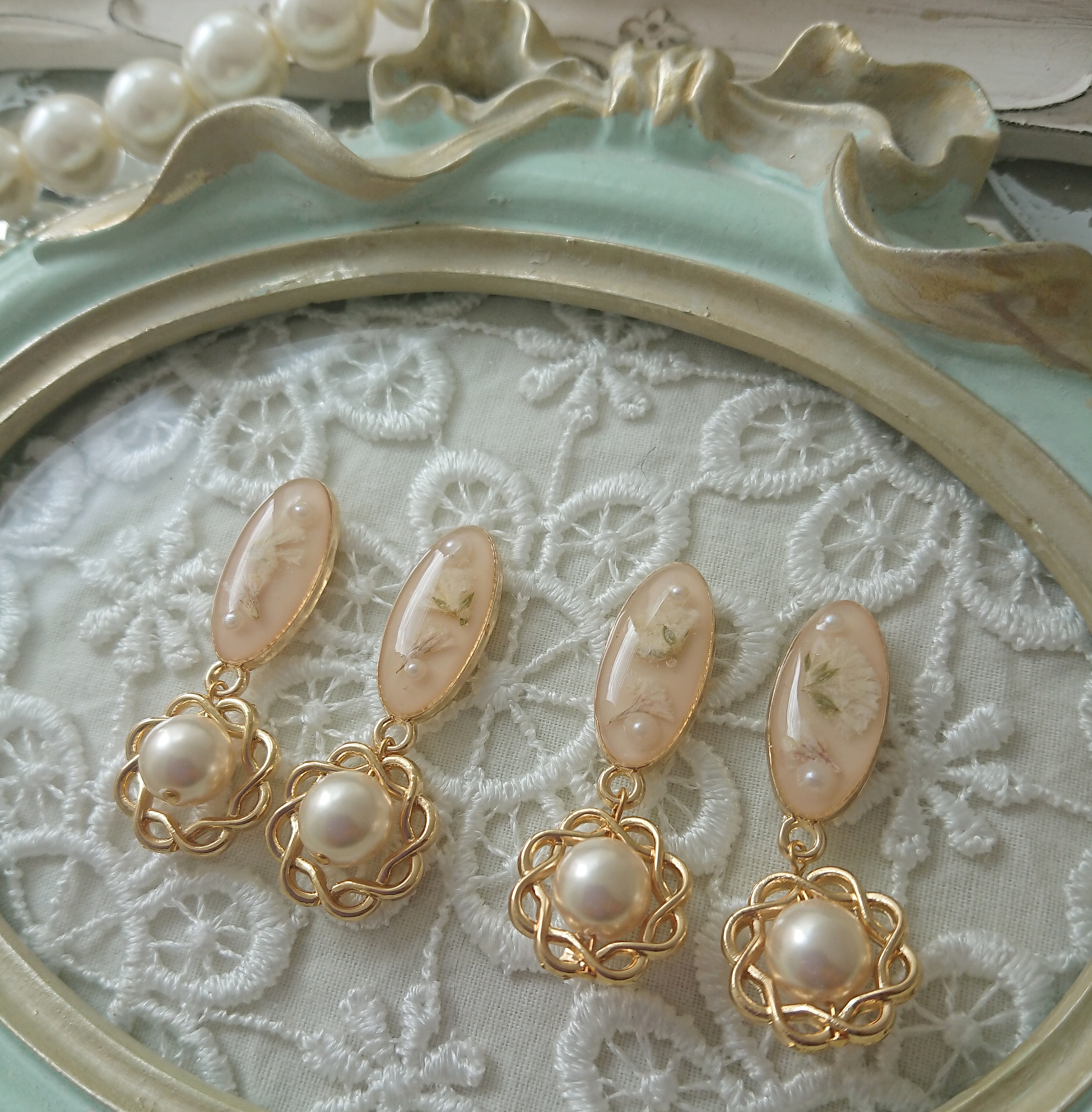 【ピアス】かすみ草のオーバルアクセサリー