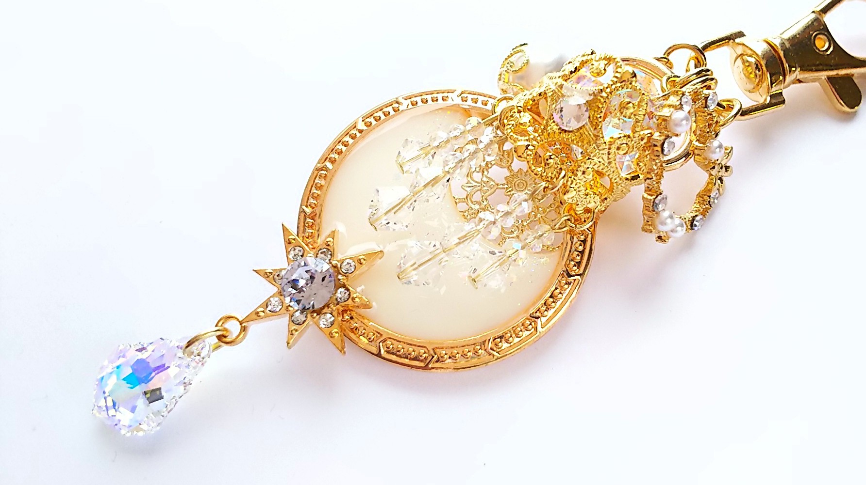 パールホワイトシャンデリア✨