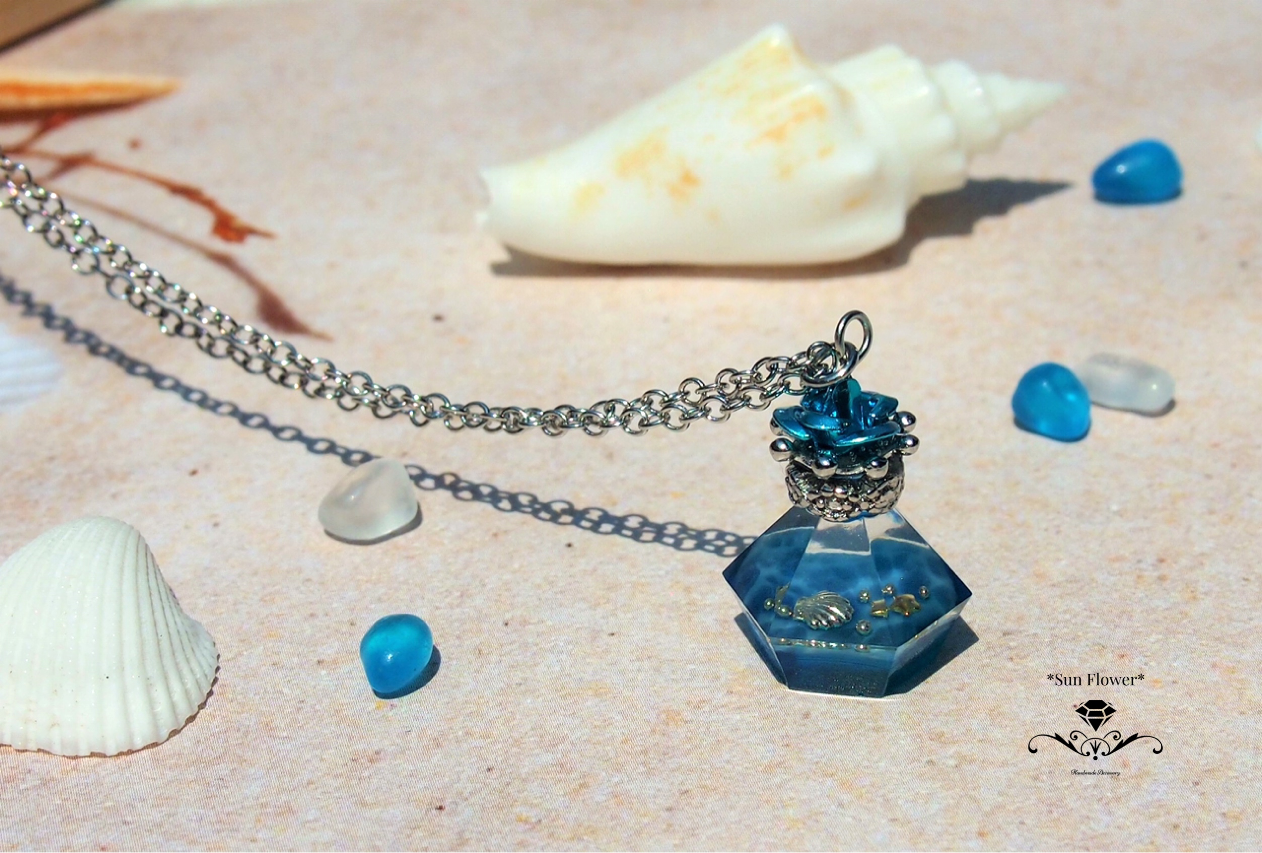 小さな海の小瓶