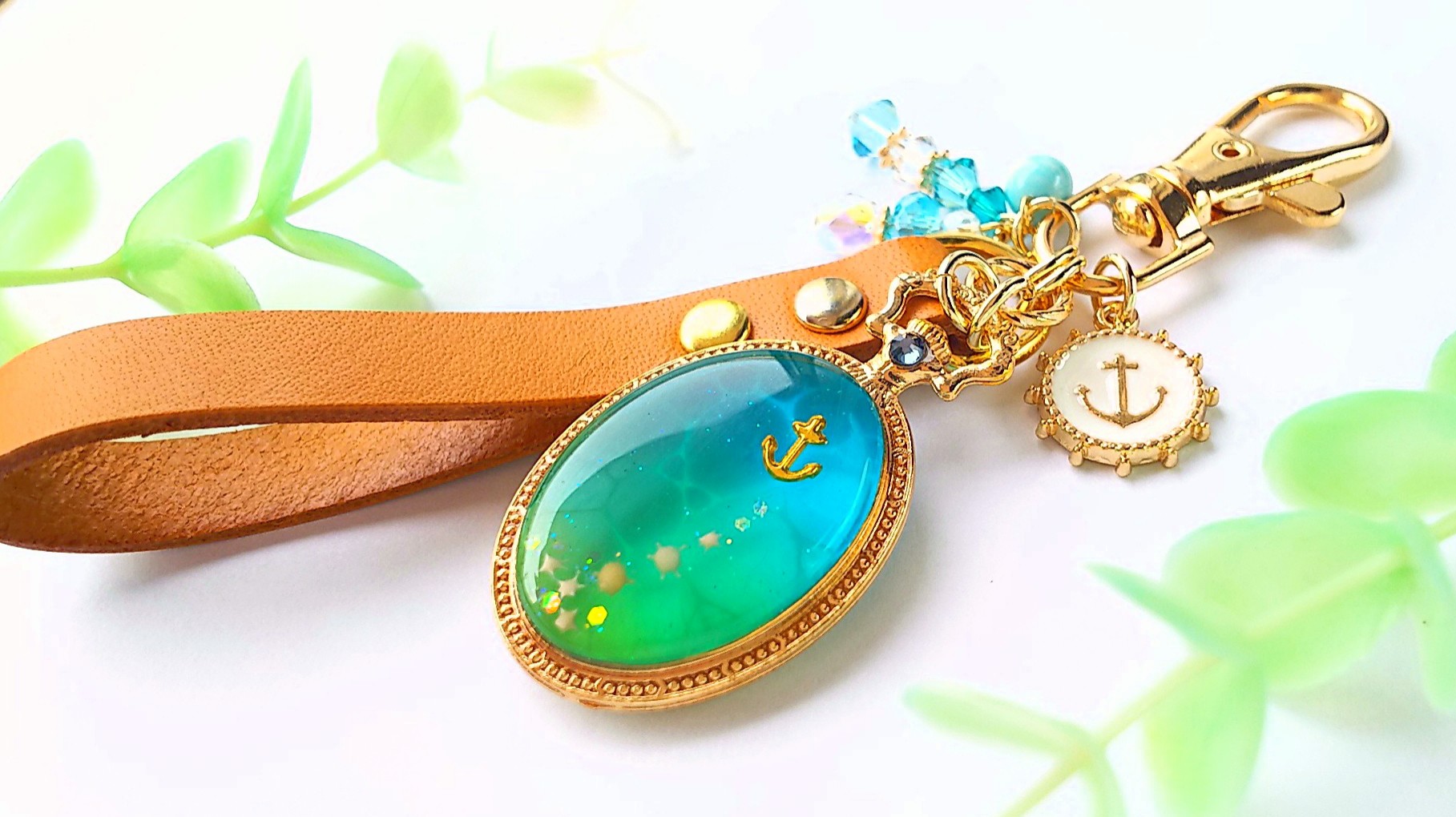 オーバル懐中時計のマリンキーホルダー⚓️