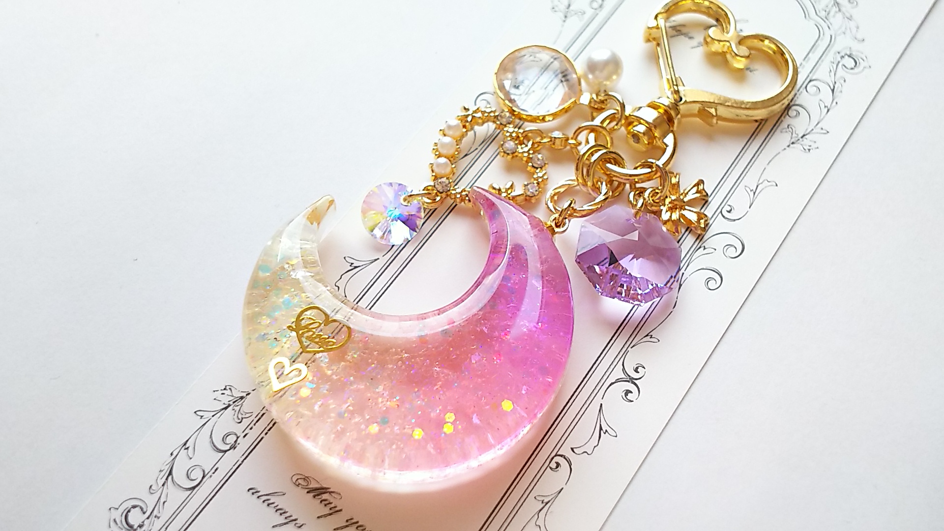 ピンクパープルグラデのガラスフレーク三日月🌙