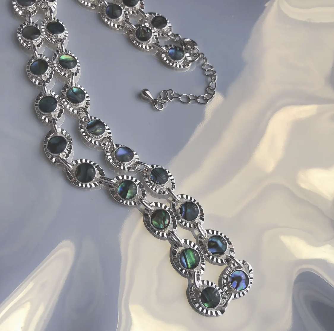 【dark_Aurora choker】