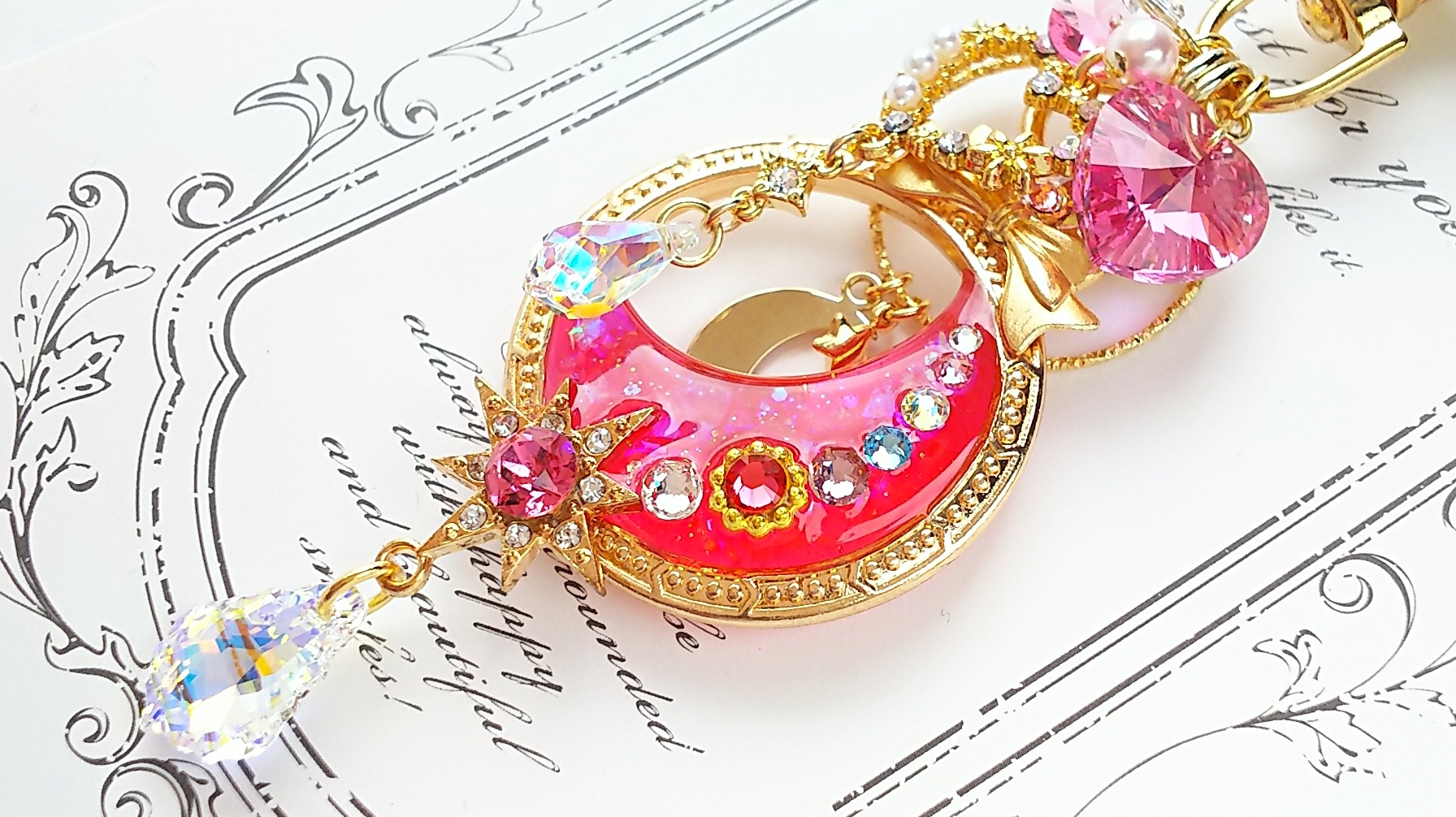 Shiny rose moon❤️キーホルダー