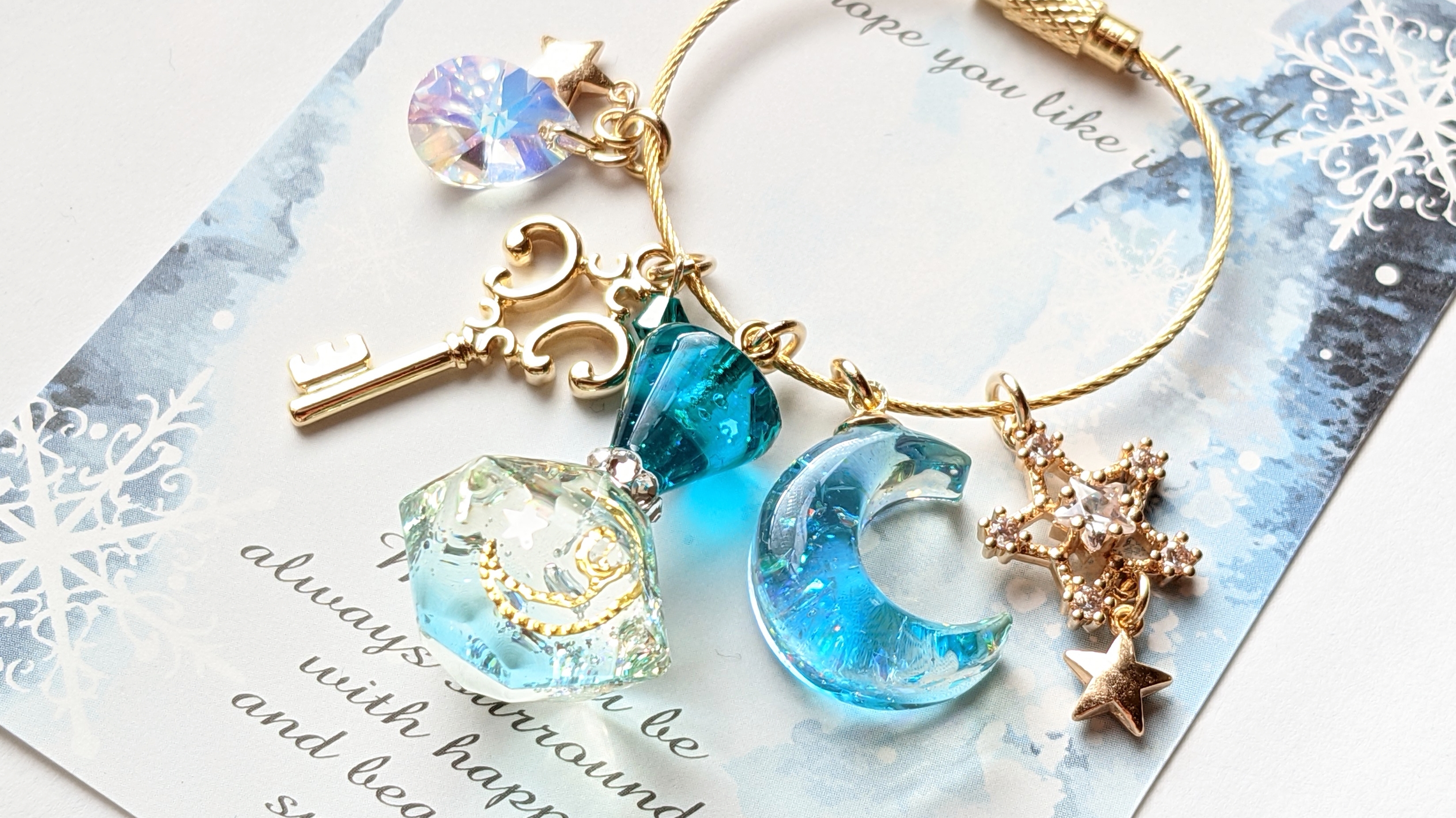 Crescent  perfume  bottle🌛