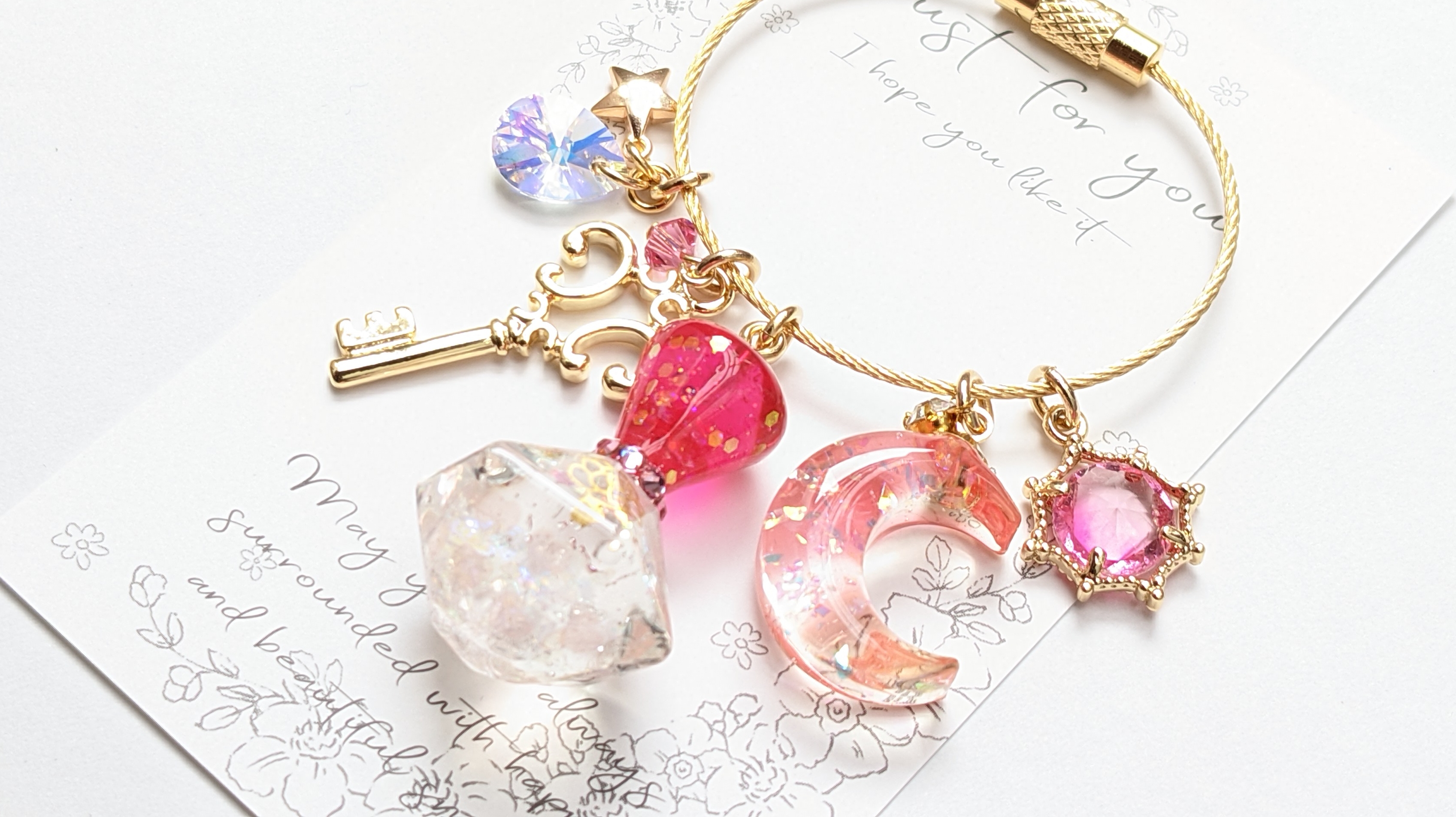 Crescent  perfume  bottle 🌹