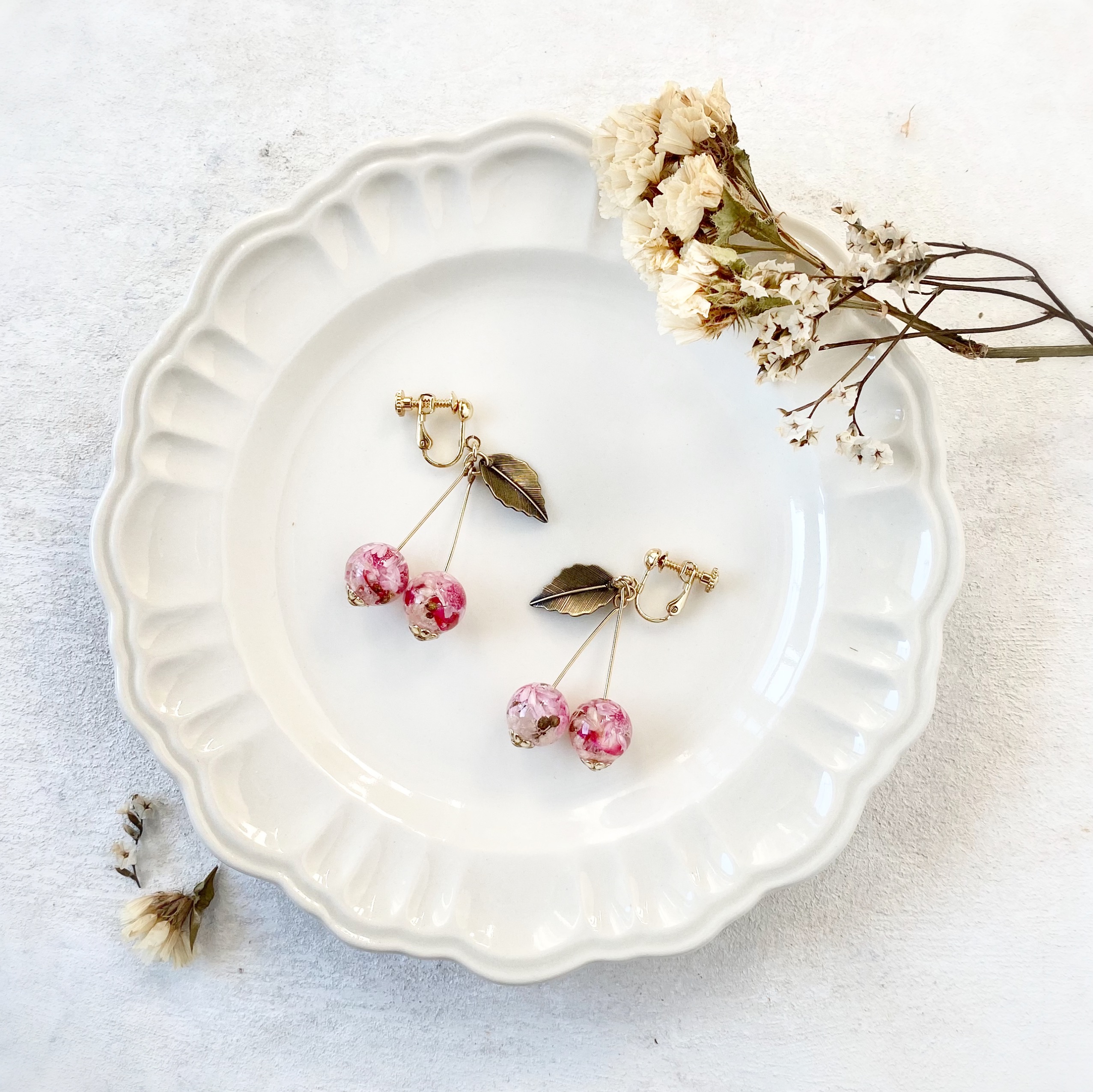 ボタニカルチェリーpink／小(ピアス/イヤリング)
