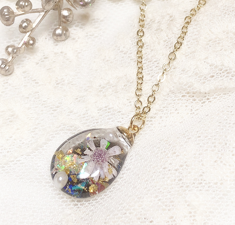 ブラック雫ネックレス