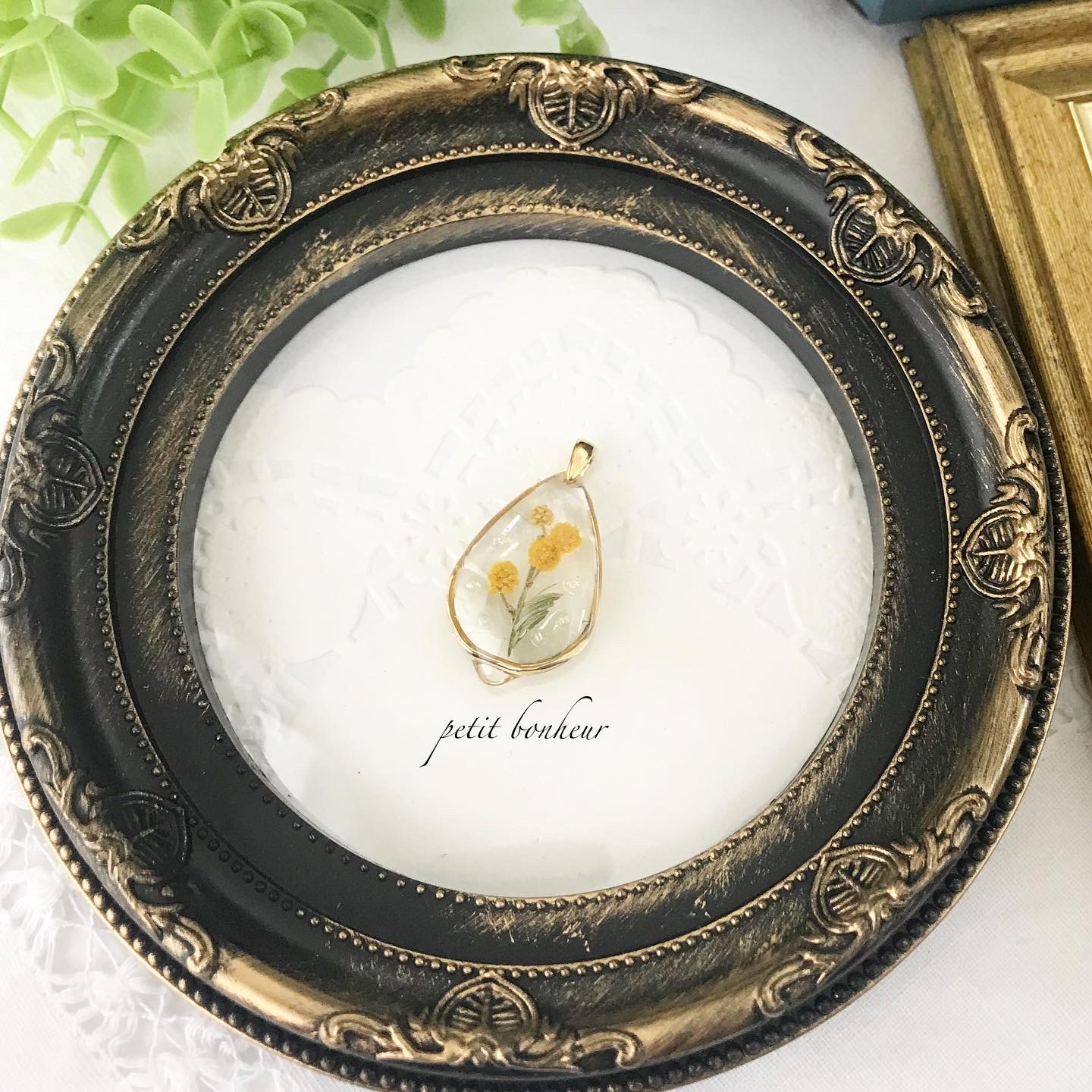 ミモザのペンダント𓆸𓆸