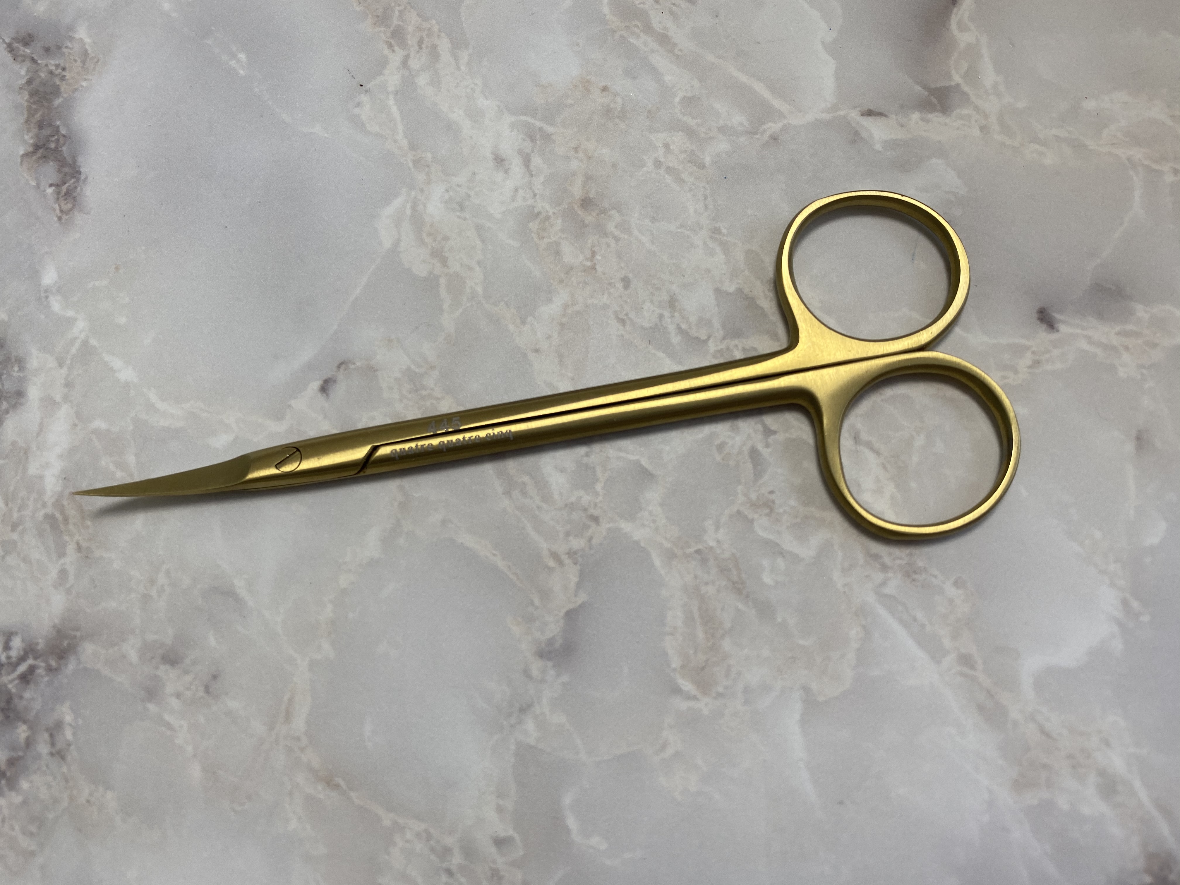 SIMPLY シザー　カーブ