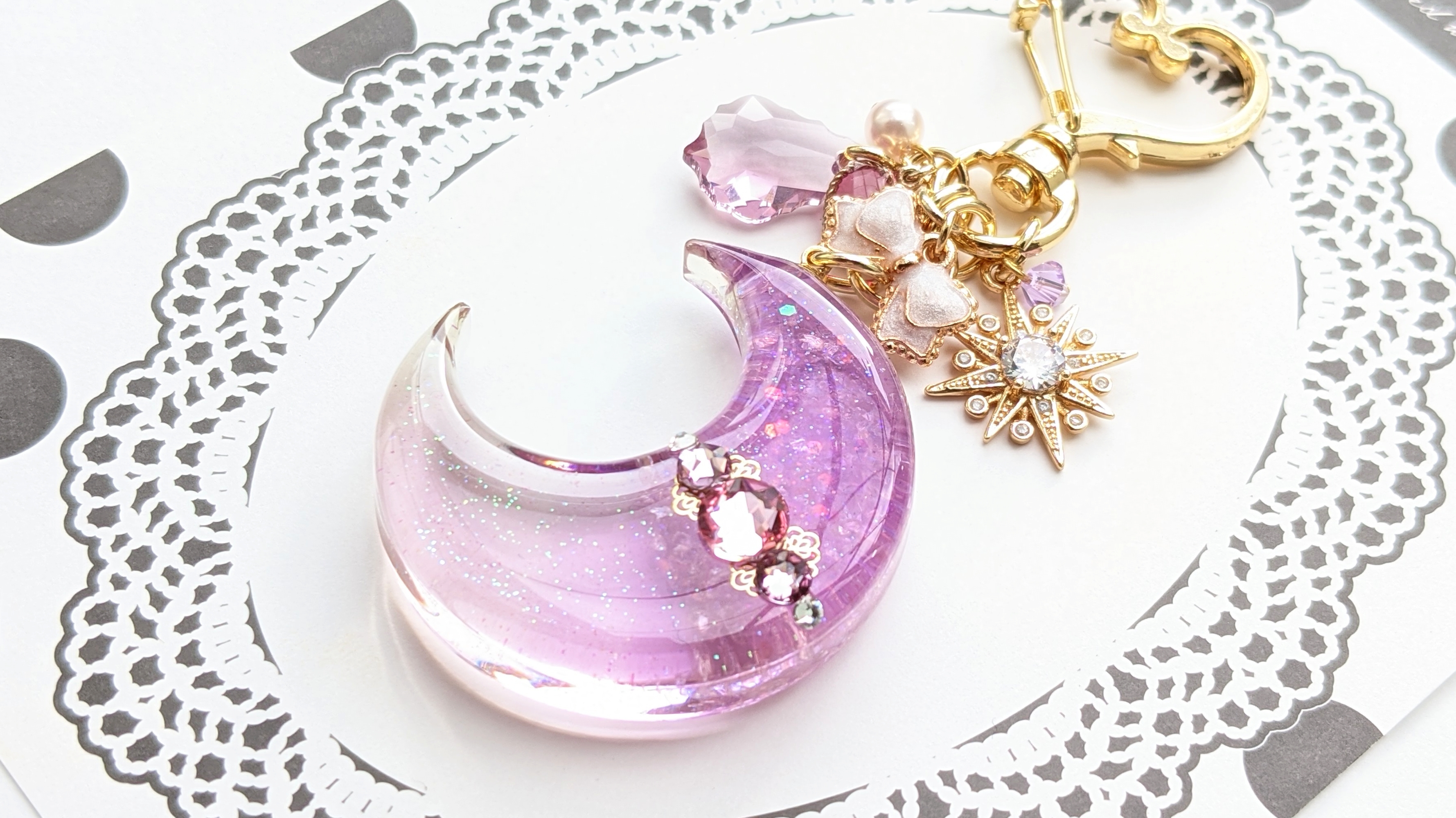 princess moon.｡*💜