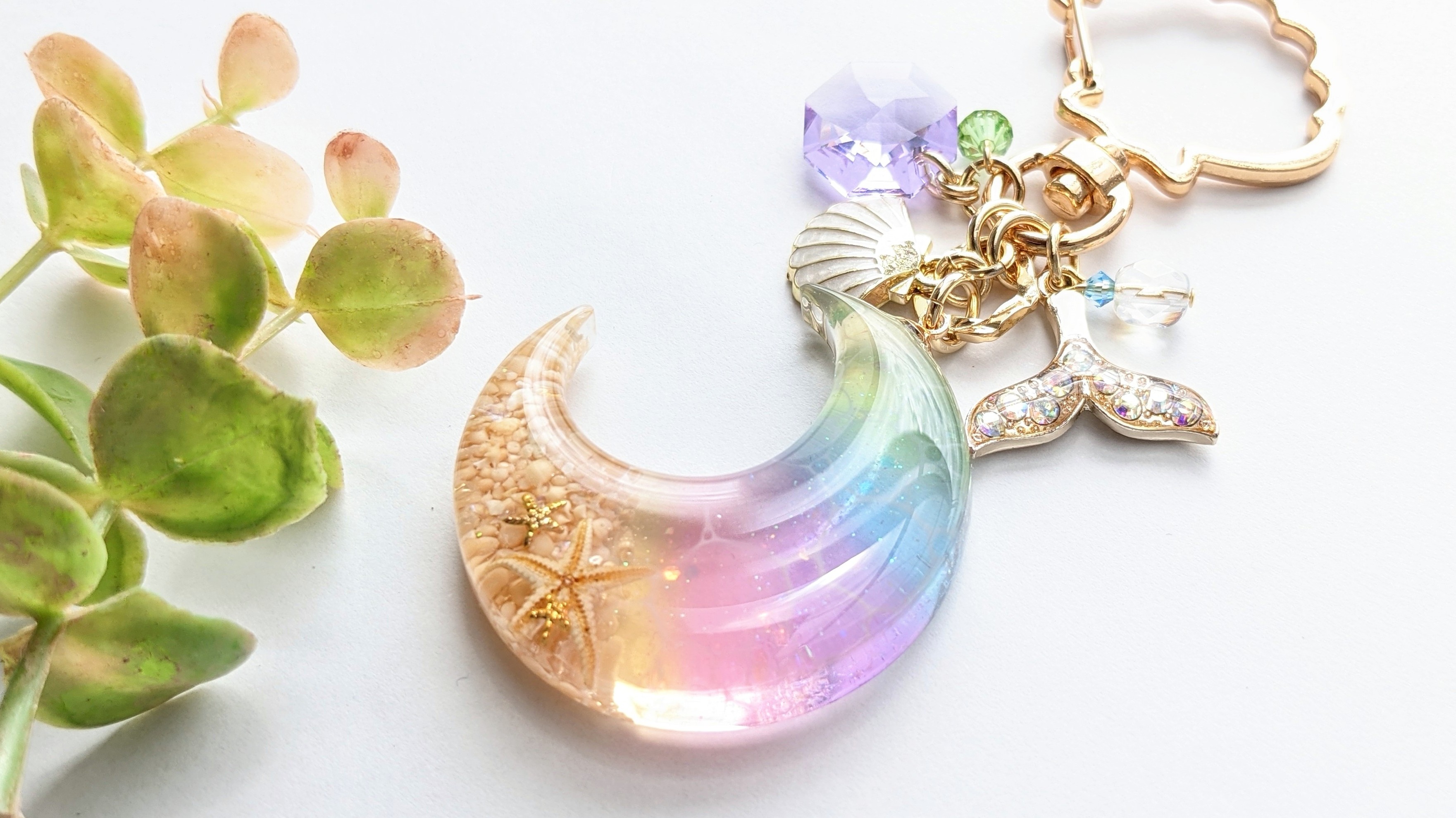 虹色🌈海の三日月🌜.｡*♡