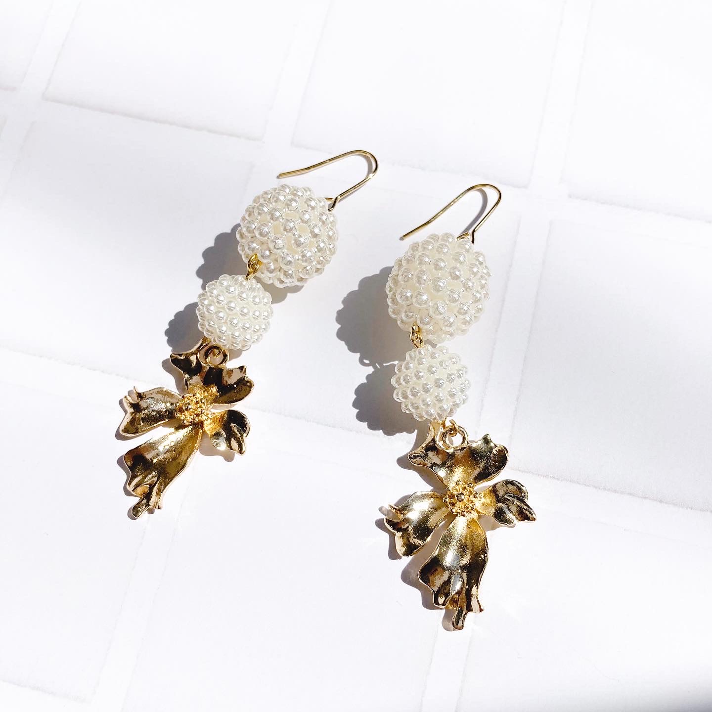 グレインパール×フラワー【ピアス／イヤリング】