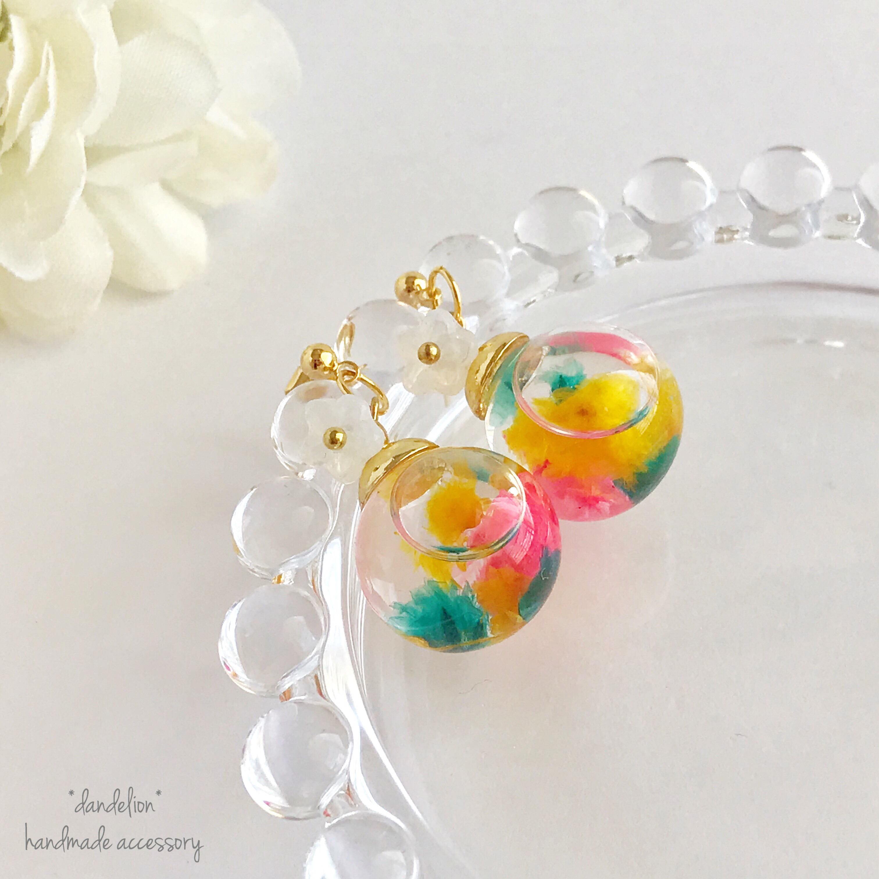 【ポップかすみ草】小花ハーバリウムピアス/イヤリング