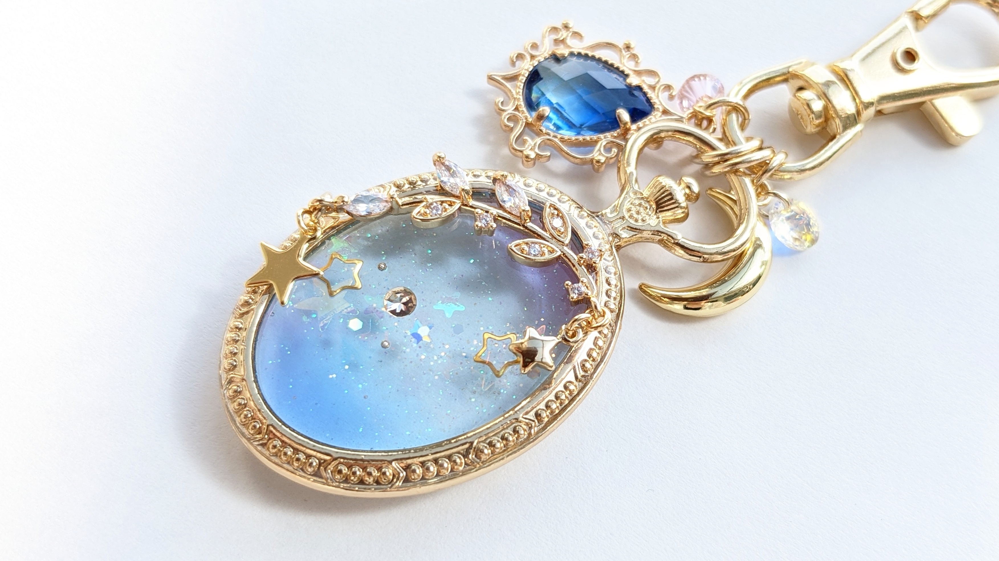 夜空に瞬く星のキーホルダー