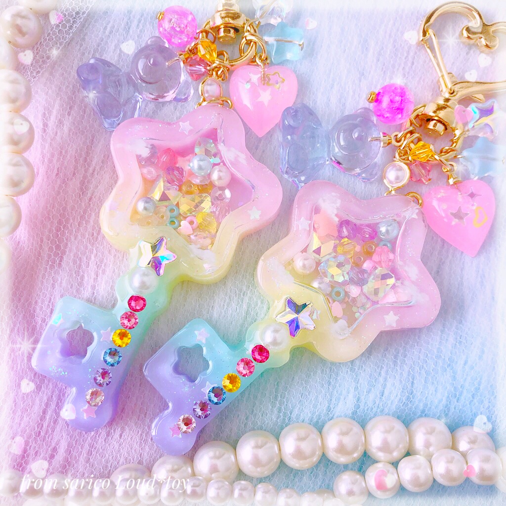 シャカシャカ🌟パステル星鍵チャーム