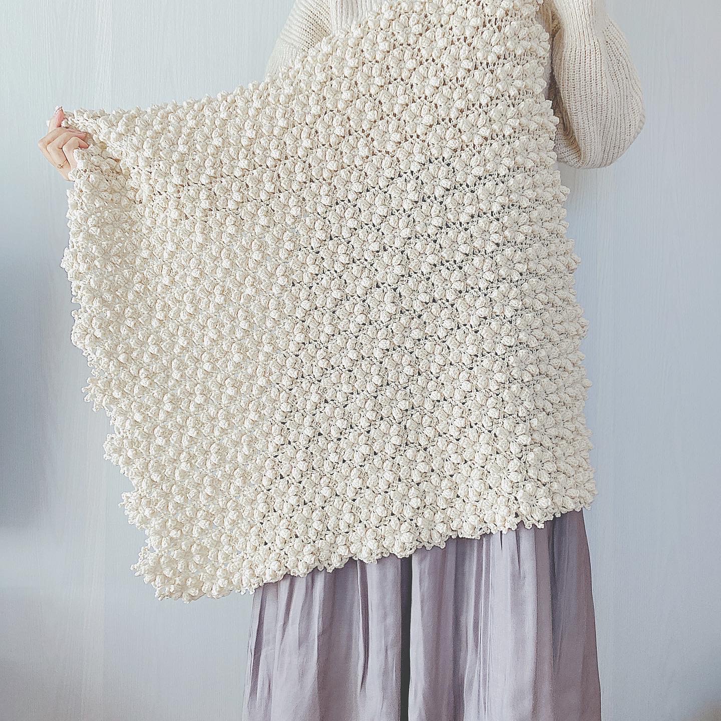 【受注製作】手編みのブランケット お花モチーフ オフホワイト