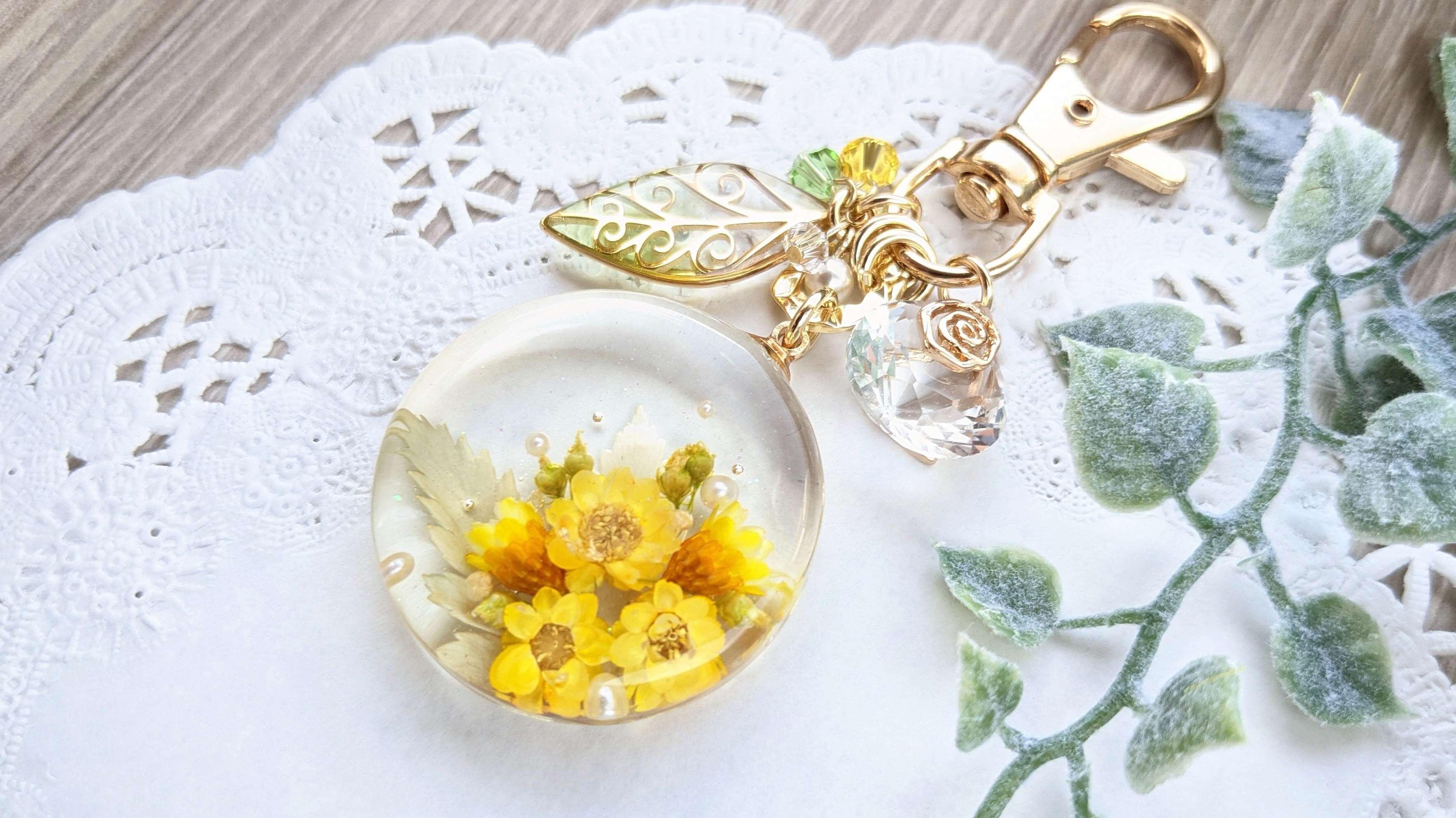 黄色いお花のキーホルダー