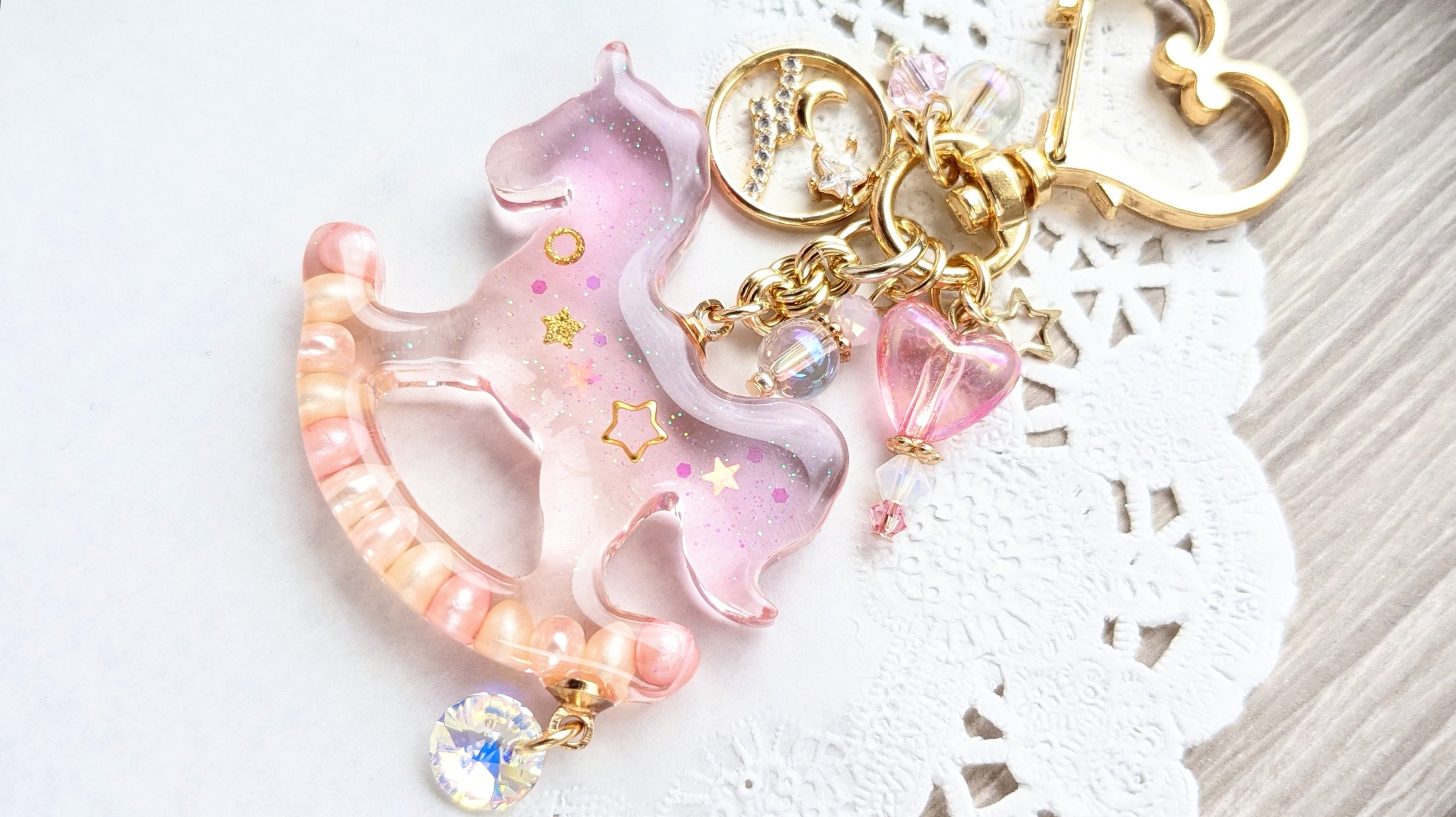 メルヘン木馬のキーホルダー