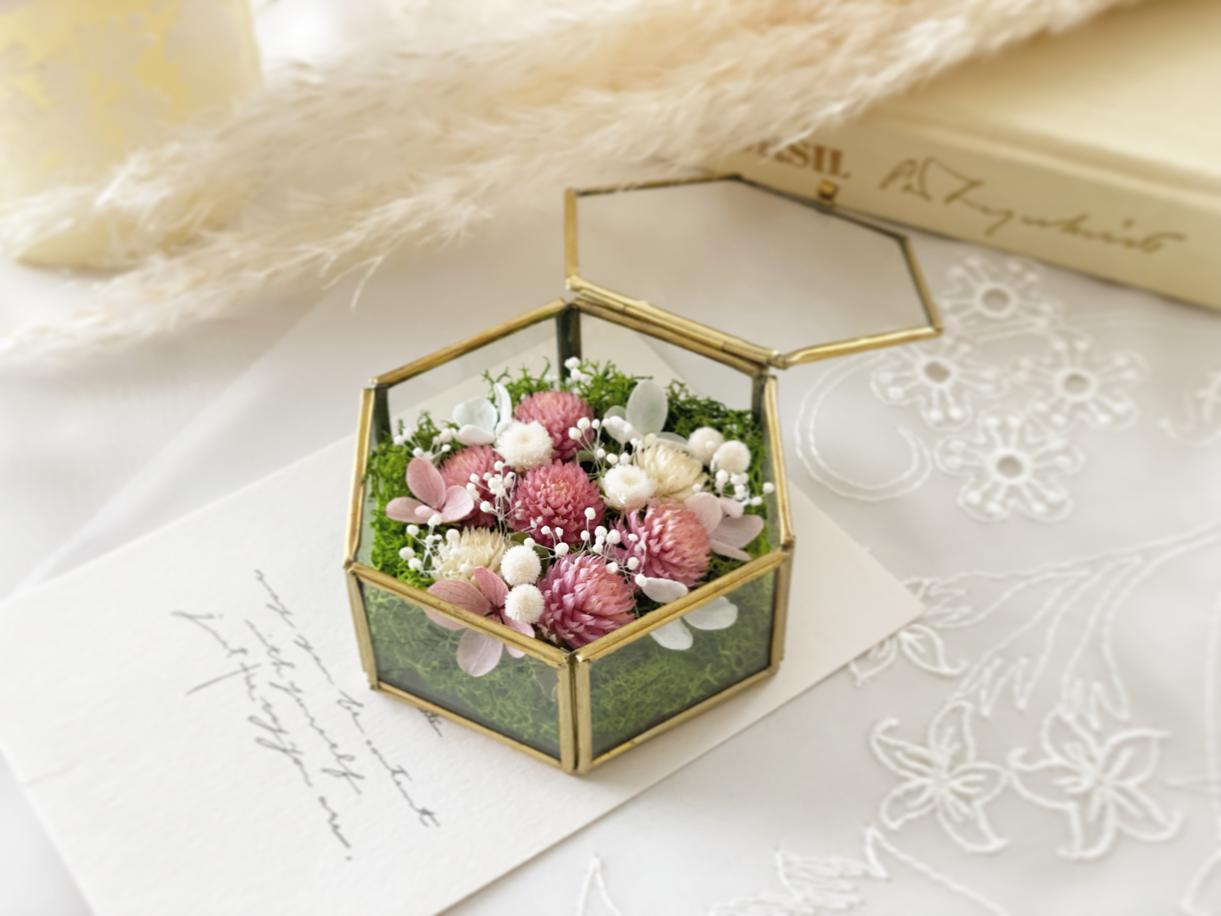 六角ガラスボックスのリングピローpink