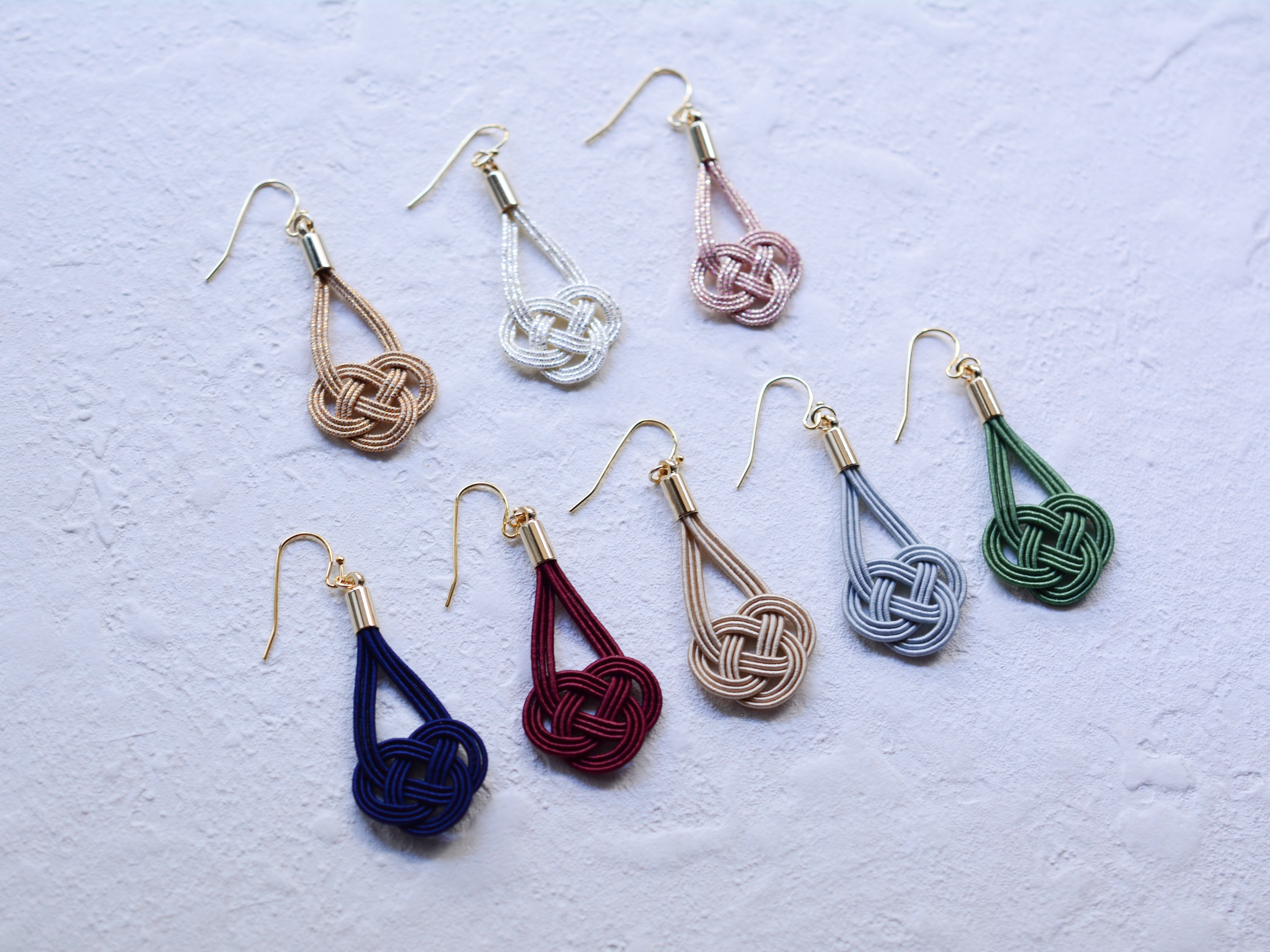 水引で作る「あわじ（あわび）結び」のピアス・イヤリング手作りキット