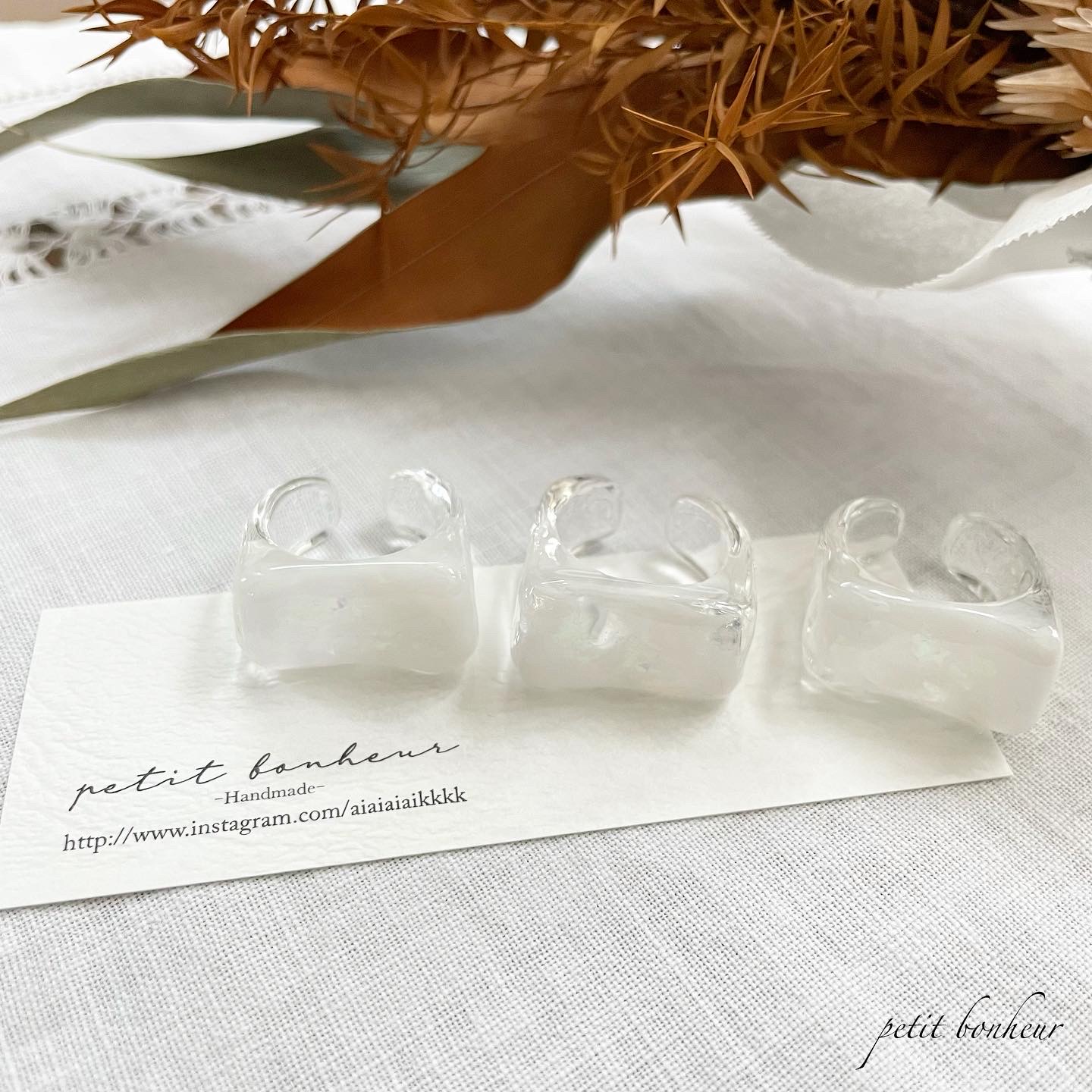 レジンリング（ミルキーホワイト）