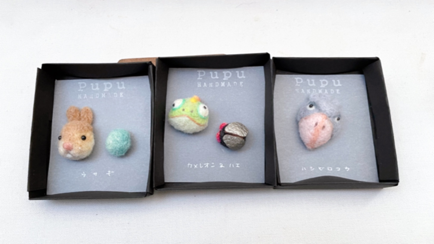 カメレオン＆ハエ　mameバッチセット【ピンバッチ】