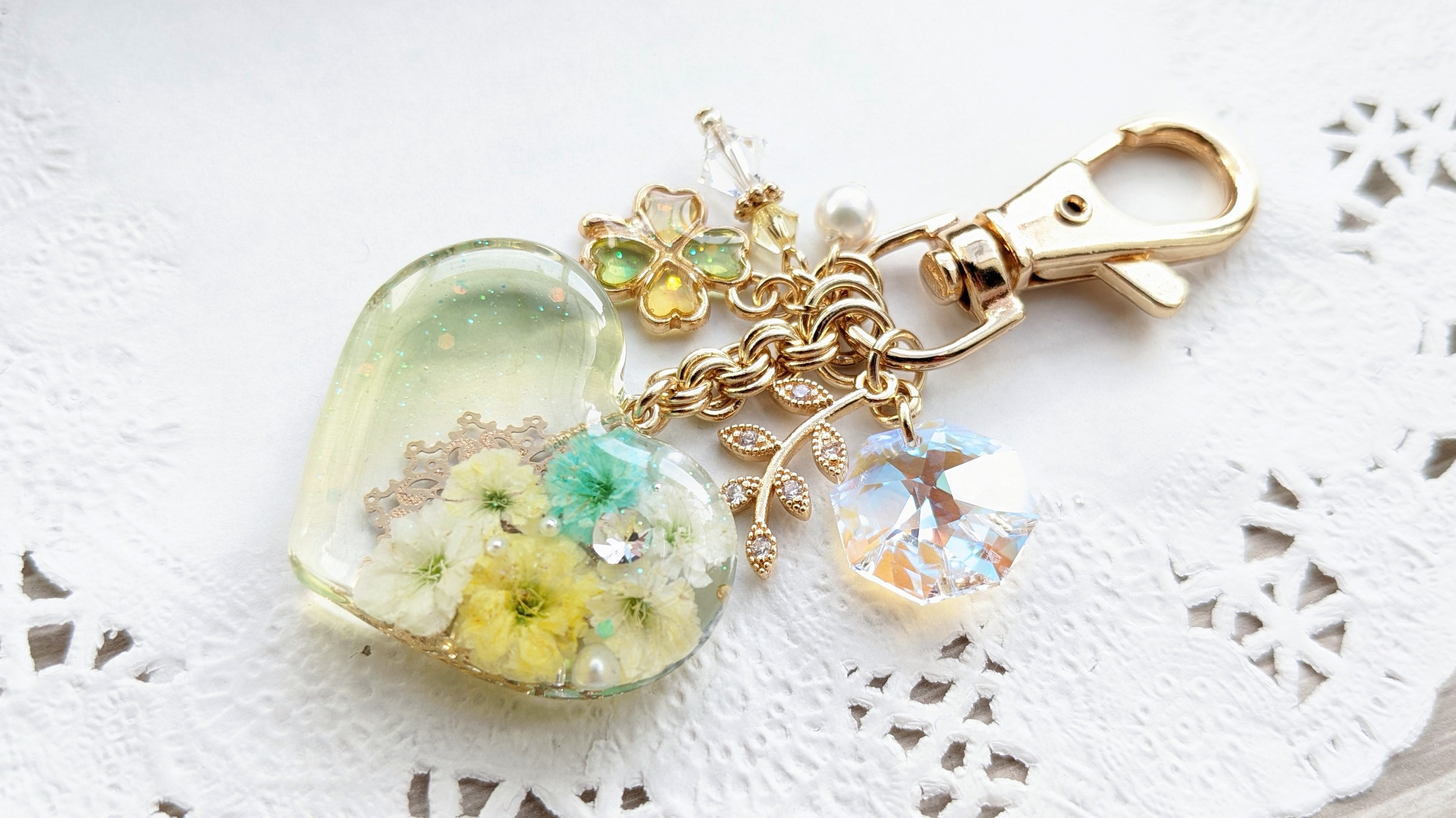 Baby's-breath heart (イエローグリーン)